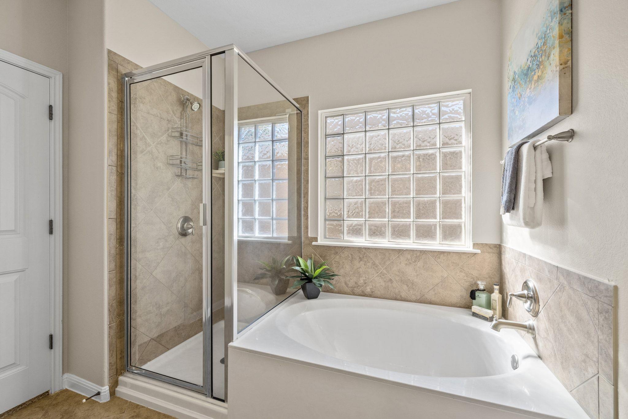 137 Paul Azinger Dr, Round Rock, TX 78664