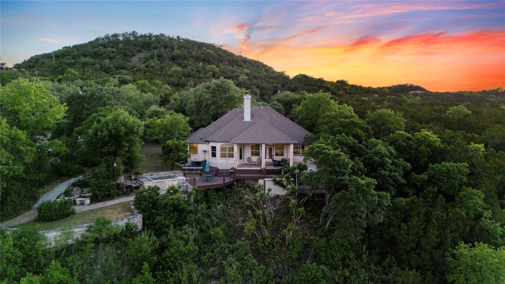 18408 West Rim Dr, Jonestown, TX 78645