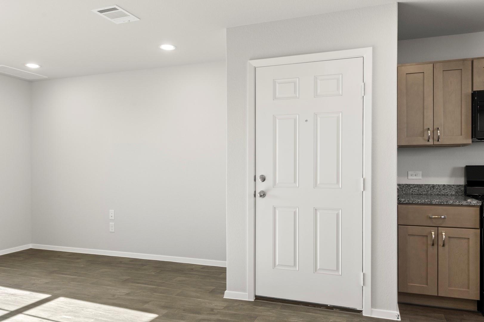 123 Daylily Dr, Elgin, TX 78621