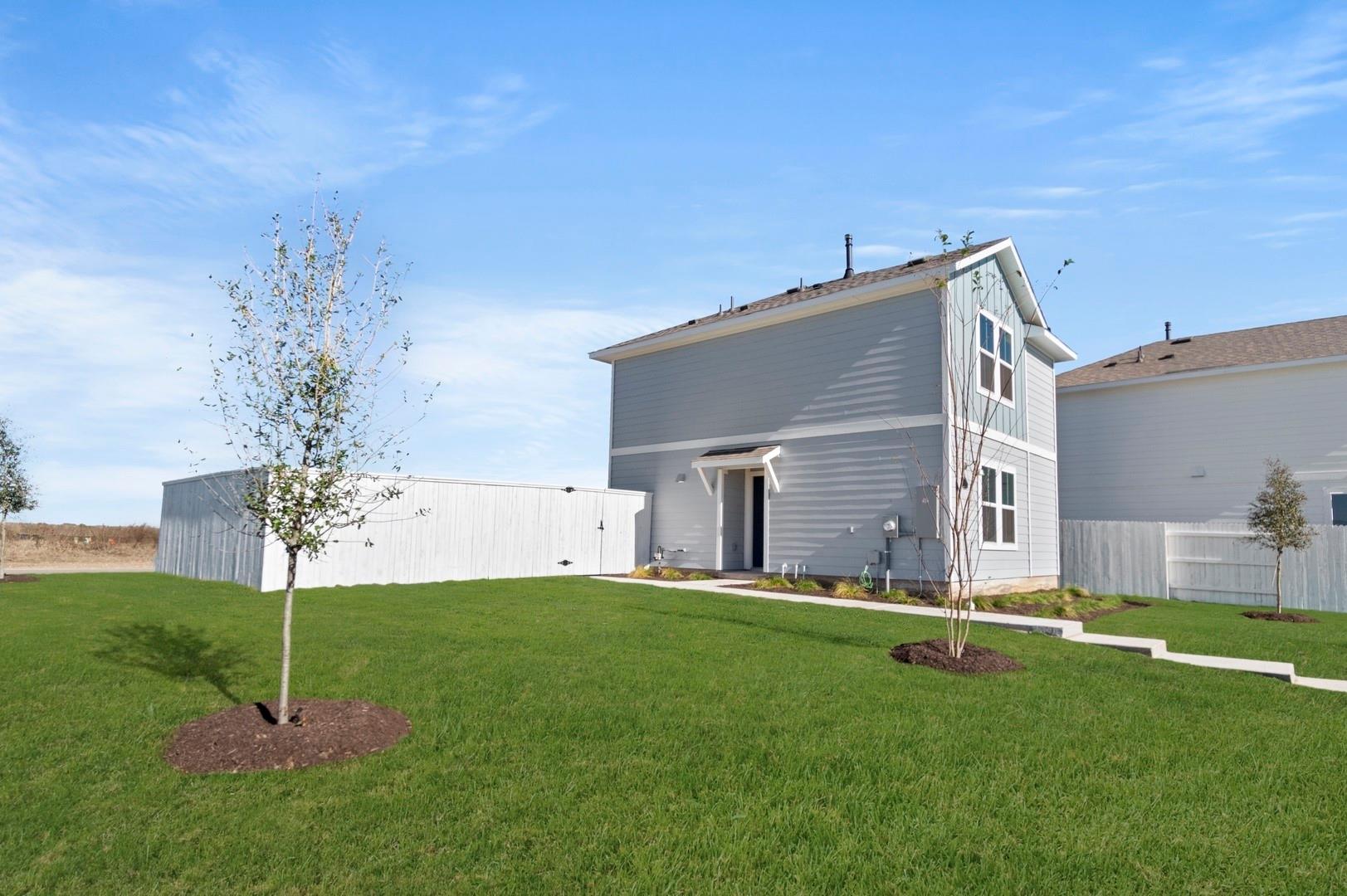 123 Daylily Dr, Elgin, TX 78621