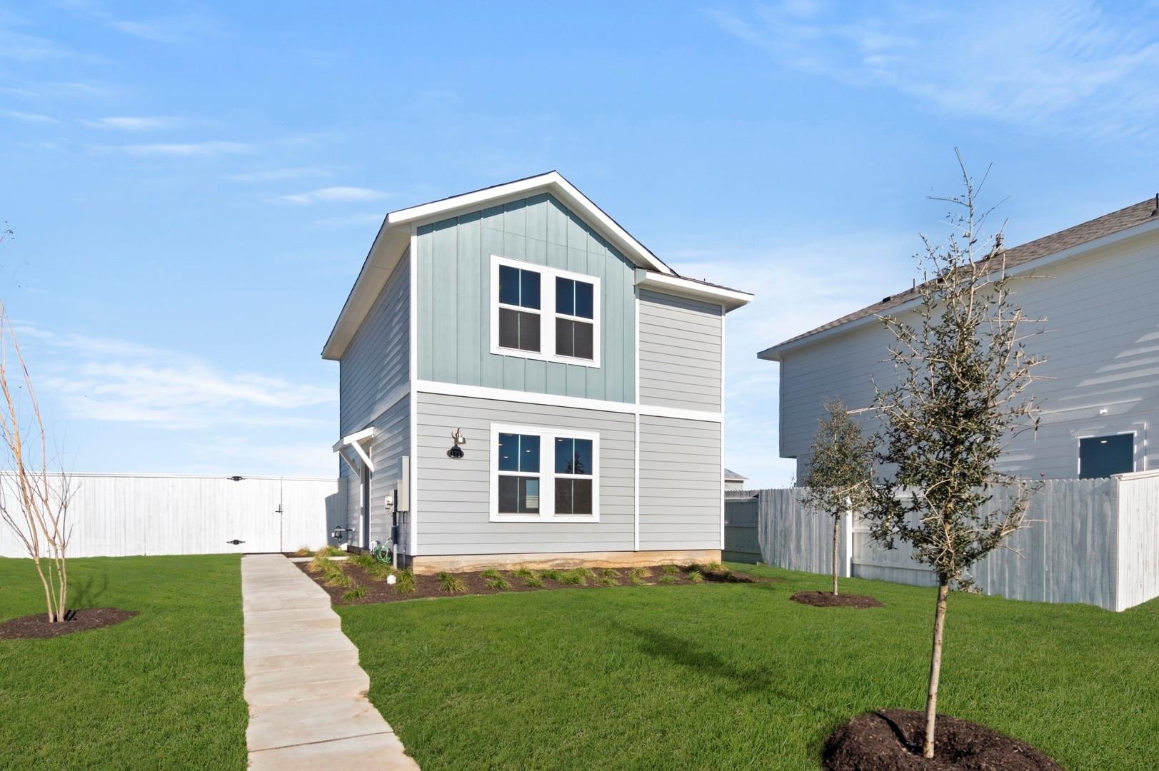 123 Daylily Dr, Elgin, TX 78621