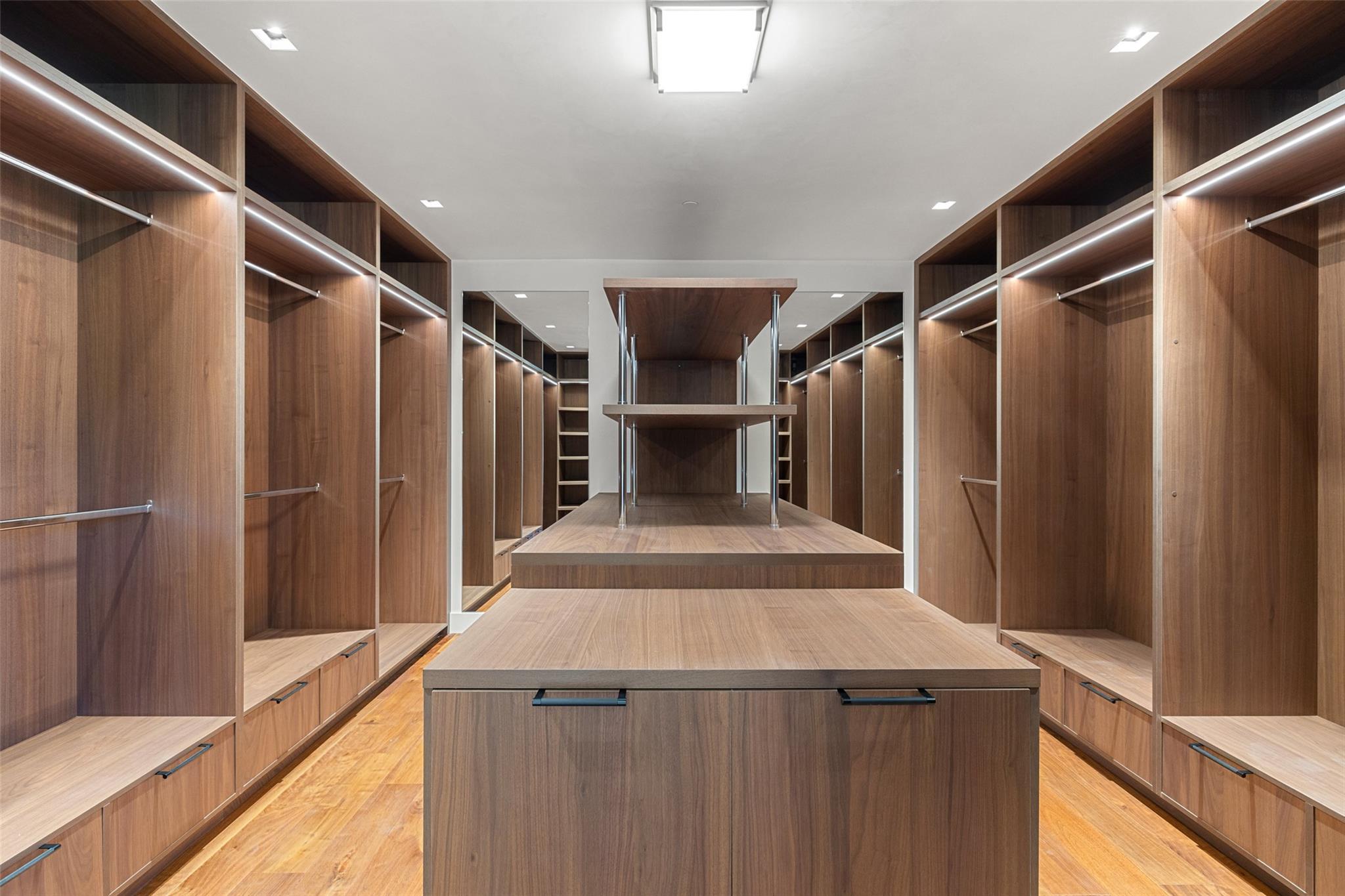 2503 Westlake Dr # 101, Austin, TX 78746