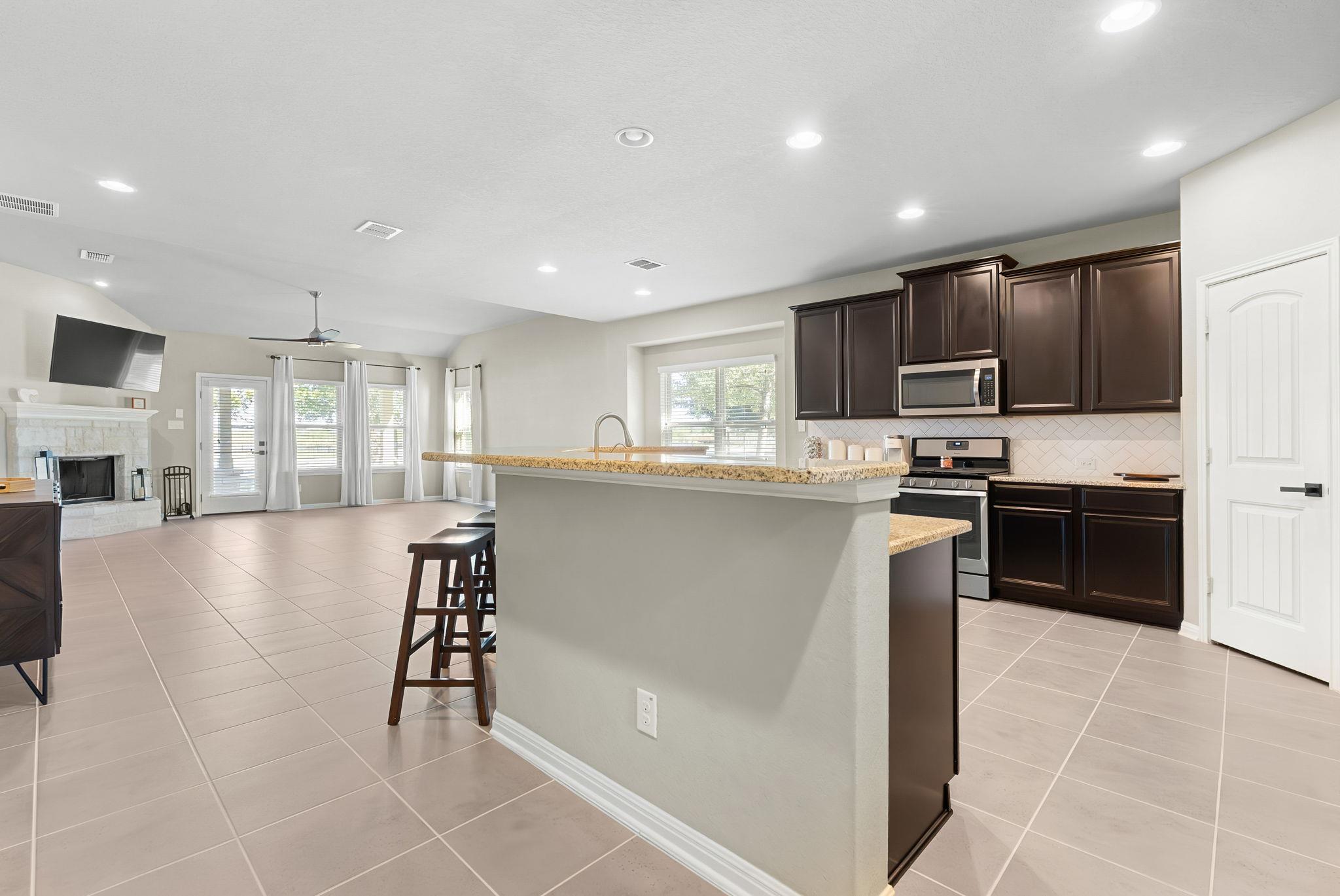 11921 Spoke Holw, Schertz, TX 78154