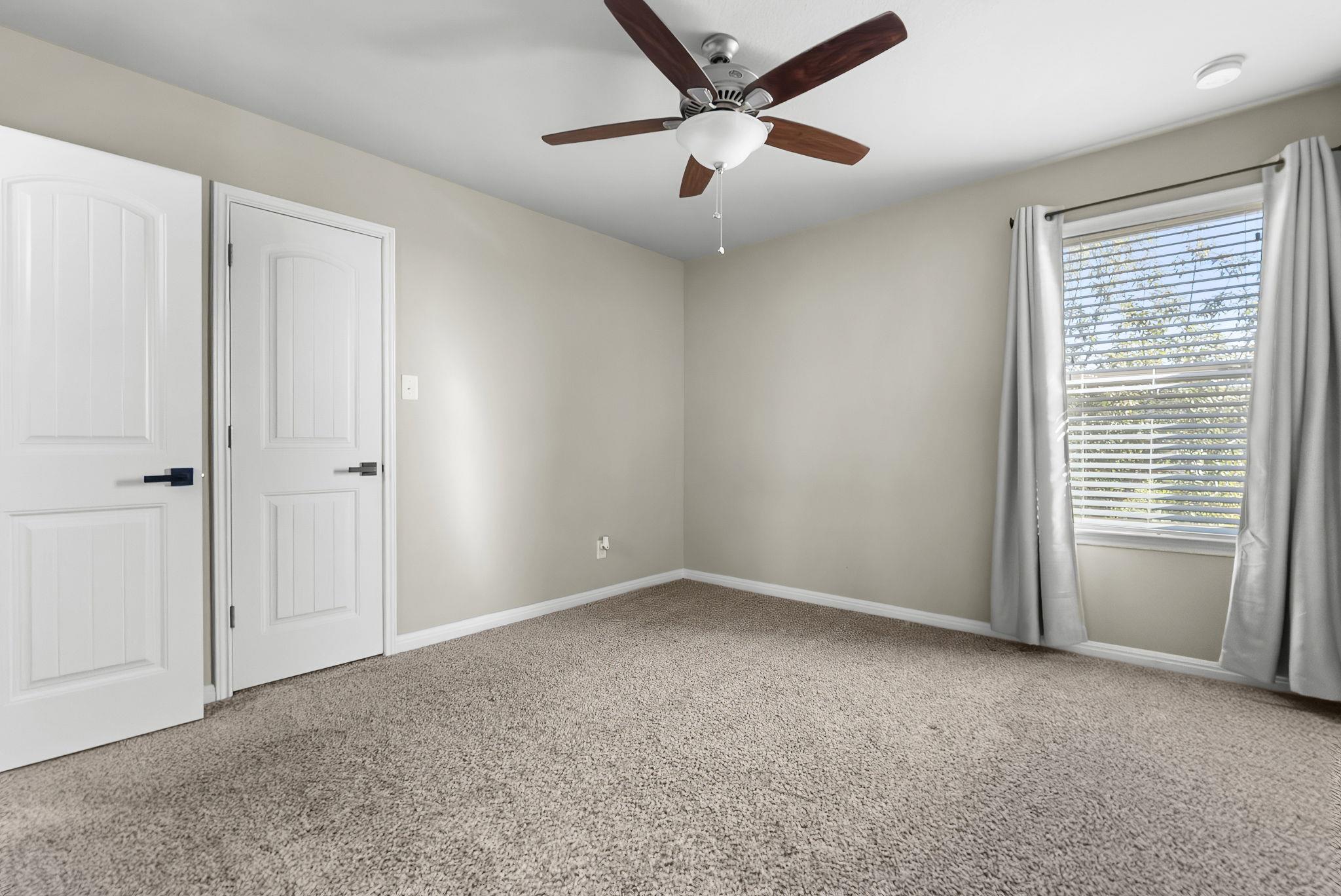 11921 Spoke Holw, Schertz, TX 78154