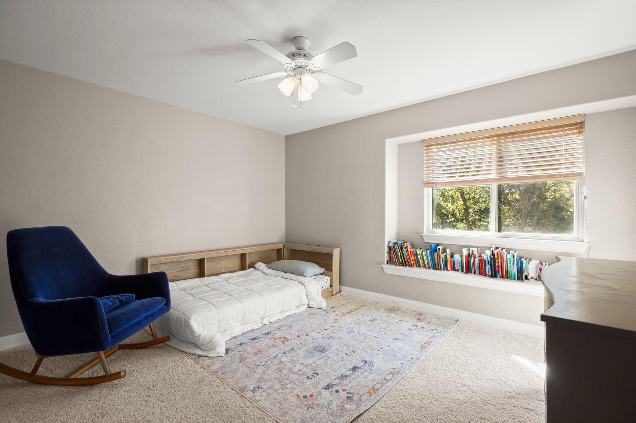 149 Spanish Oak Trl, Elgin, TX 78621