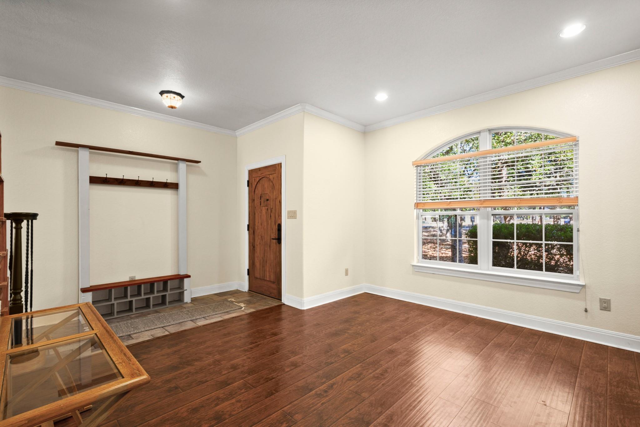 149 Spanish Oak Trl, Elgin, TX 78621