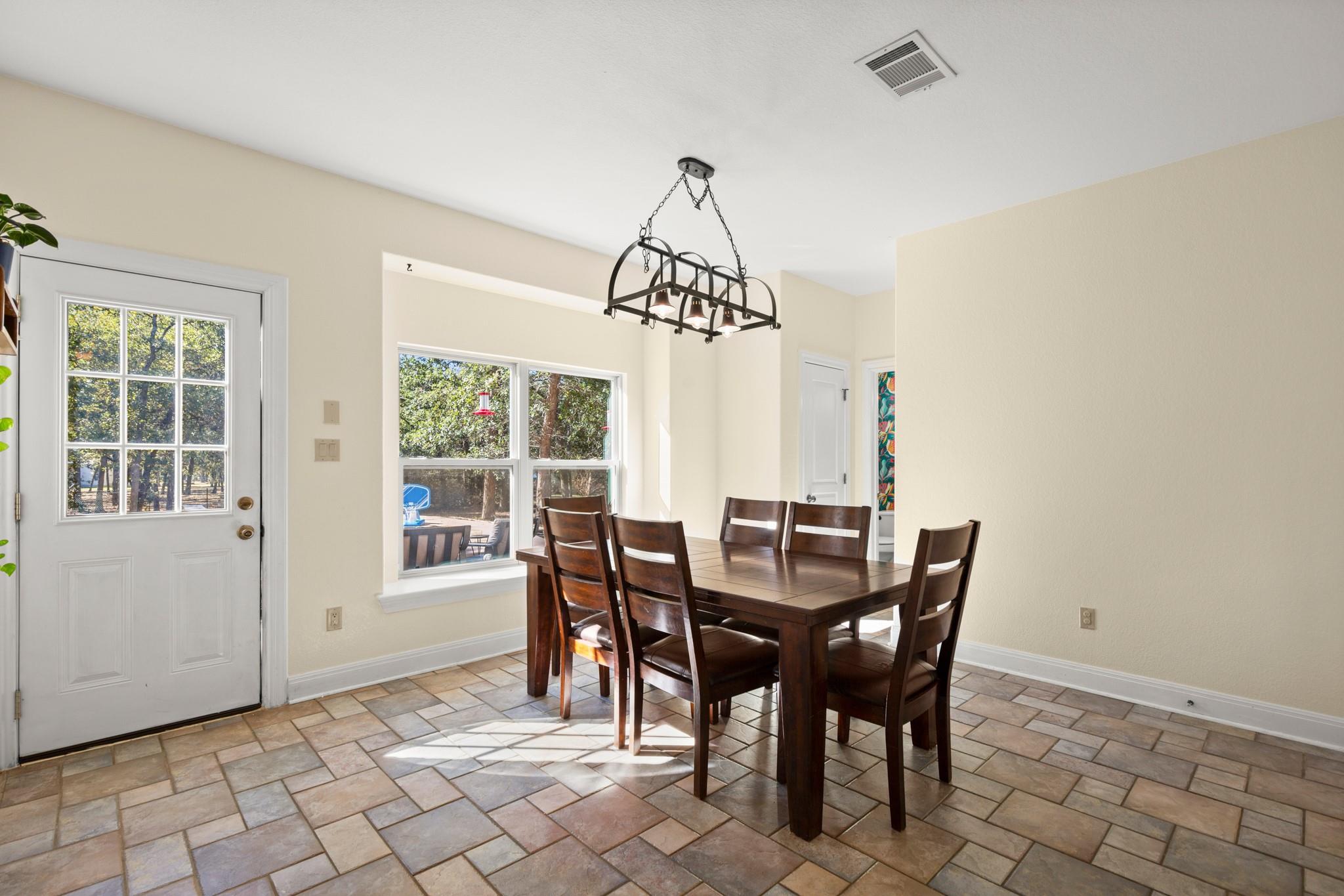 149 Spanish Oak Trl, Elgin, TX 78621