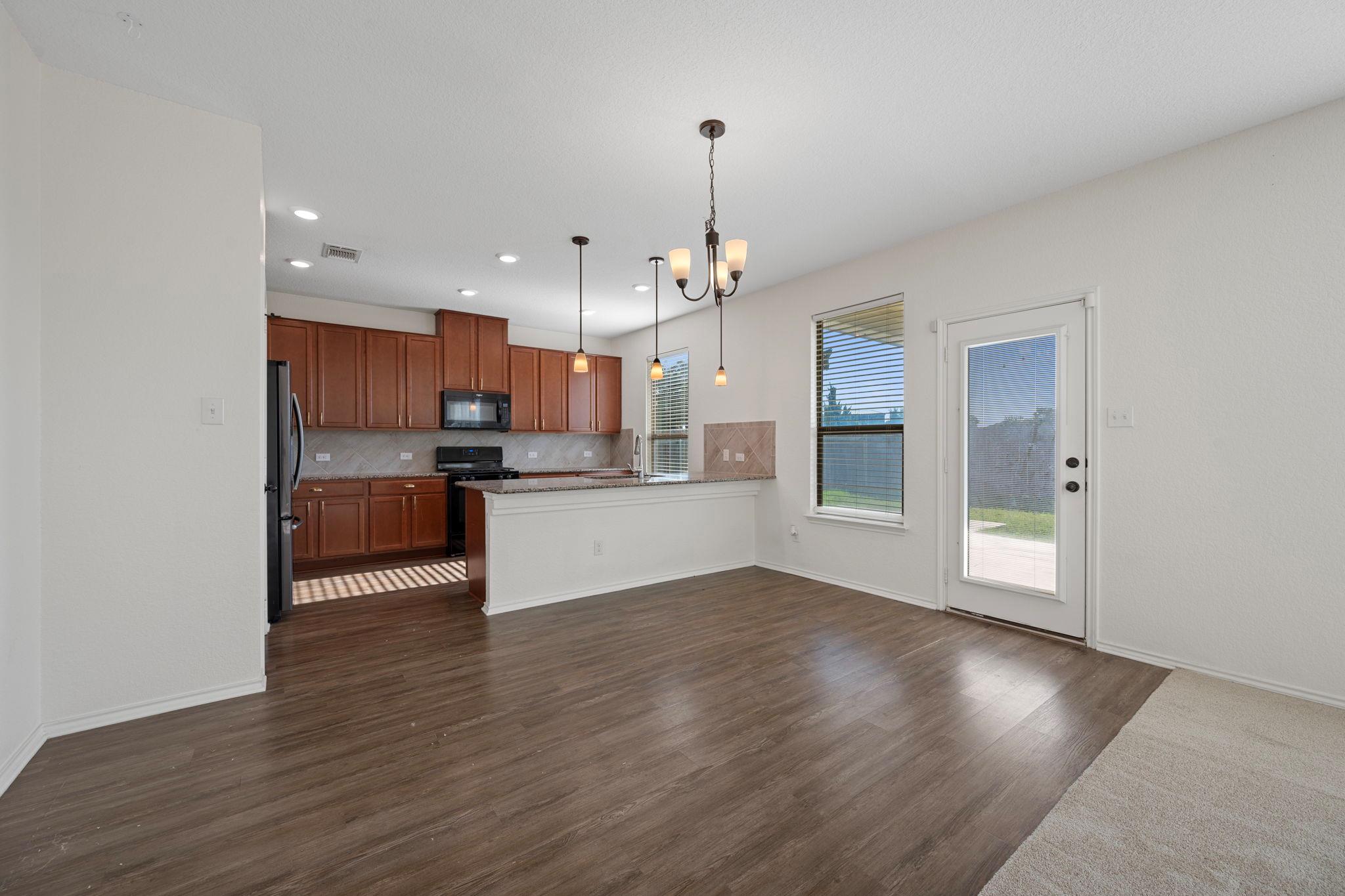 6257 Mantalcino Dr, Round Rock, TX 78665