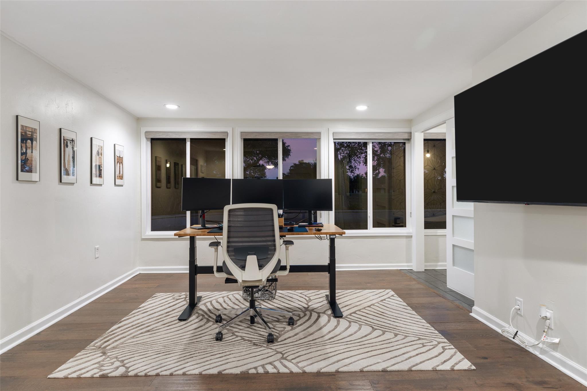 915 Biscayne St, Lakeway, TX 78734