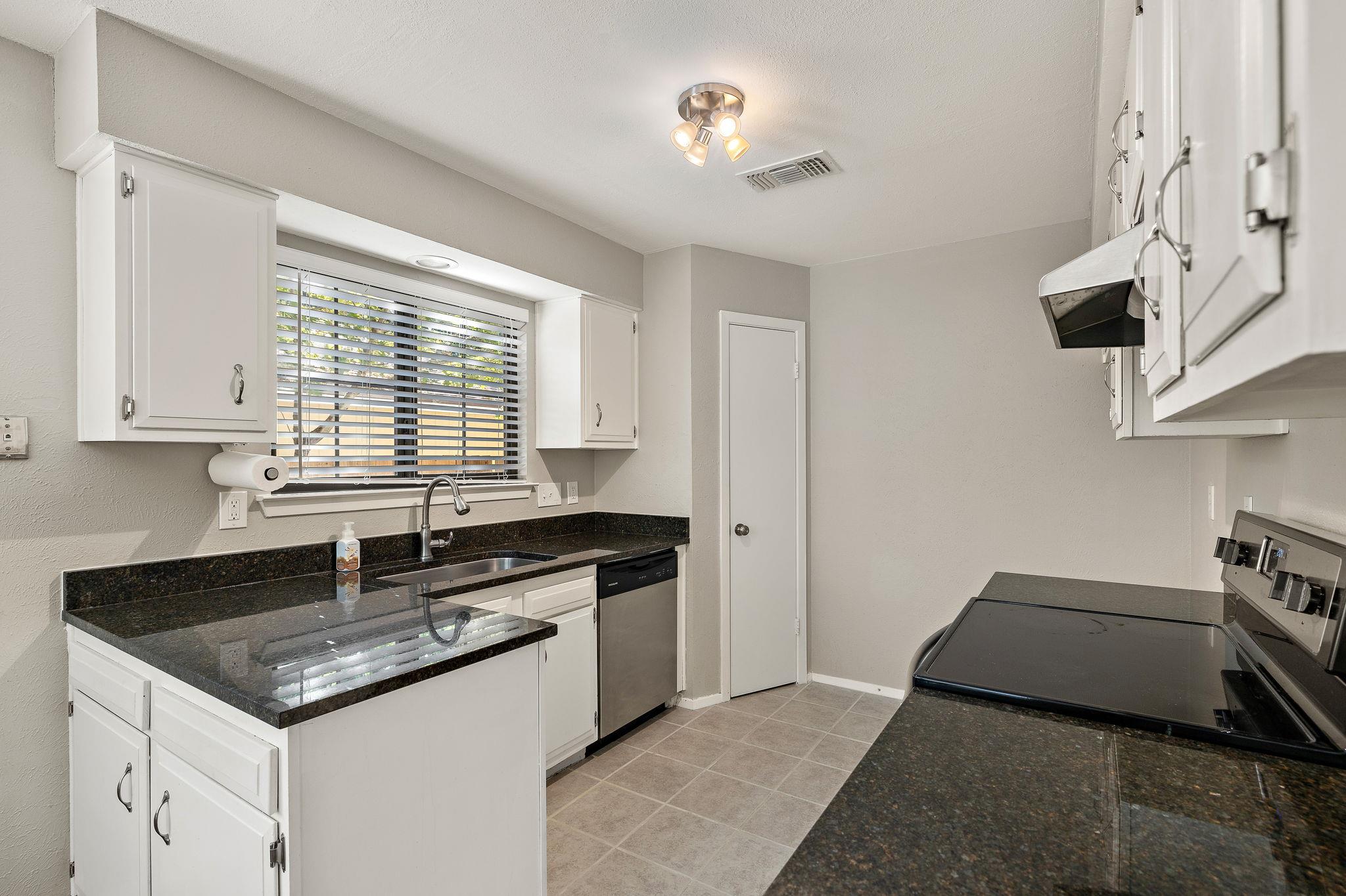 12302 Havelock Dr, Austin, TX 78759