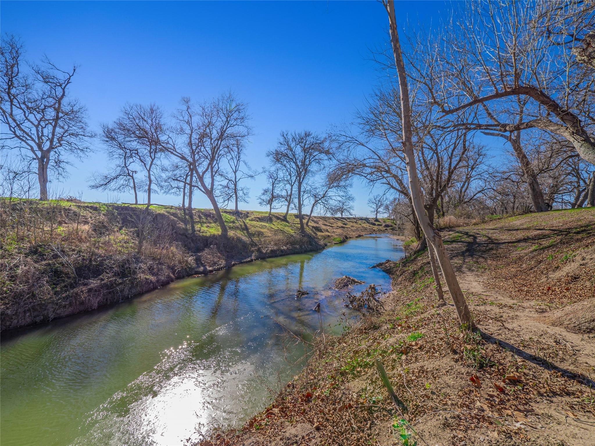 2151 CR 429, Rockdale, TX 76567