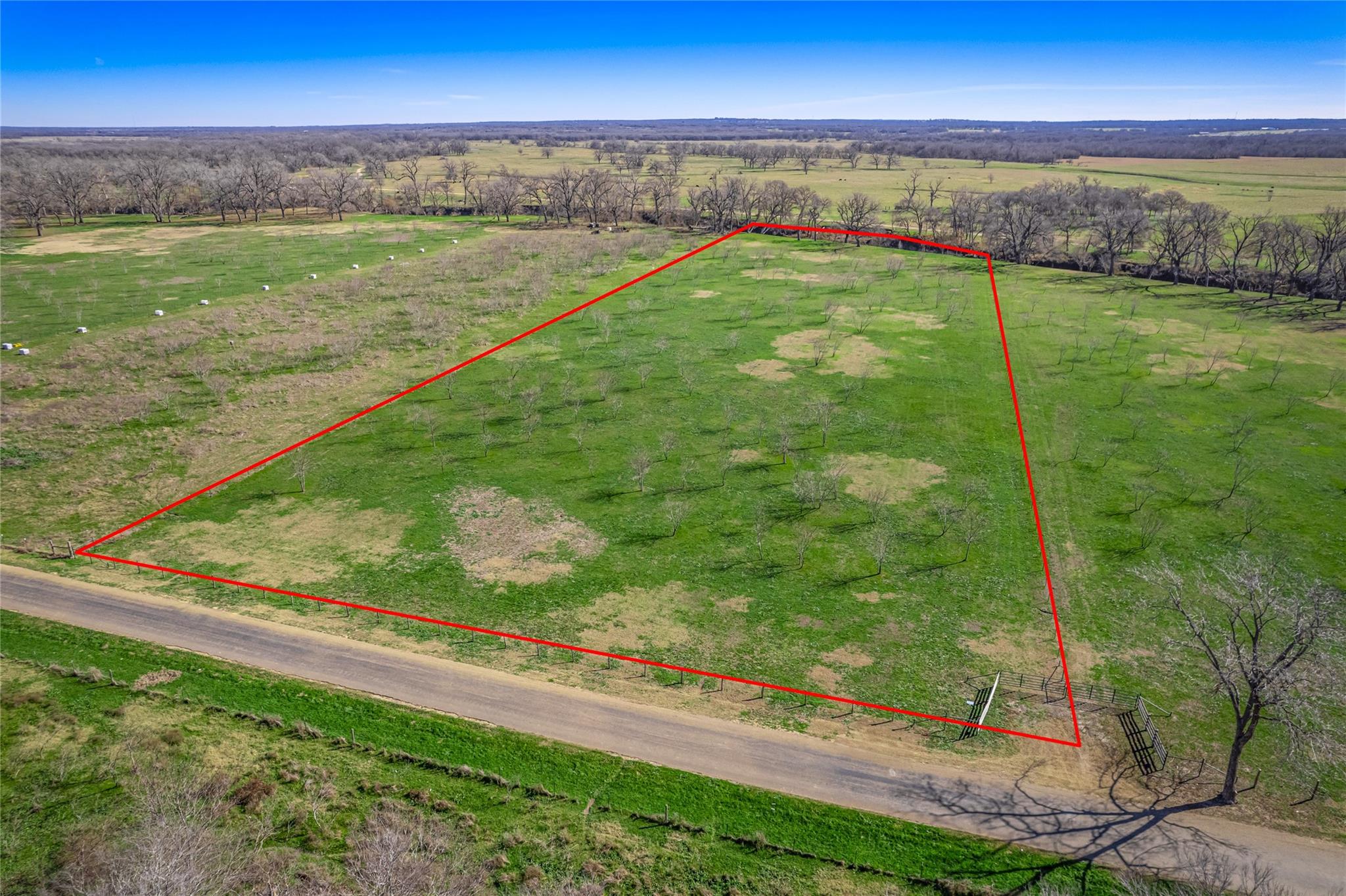 2151 CR 429, Rockdale, TX 76567