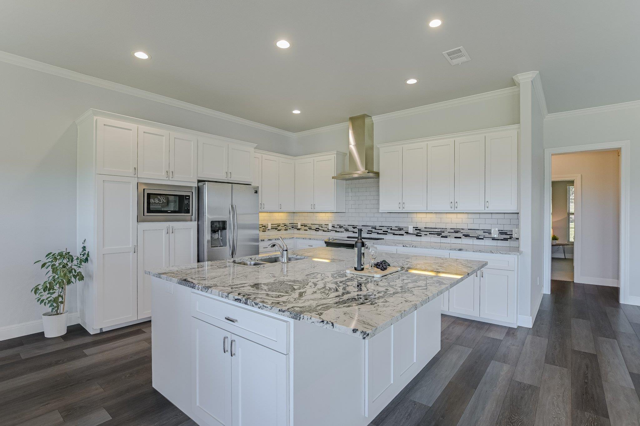 21003 Twisting Trl, Lago Vista, TX 78645