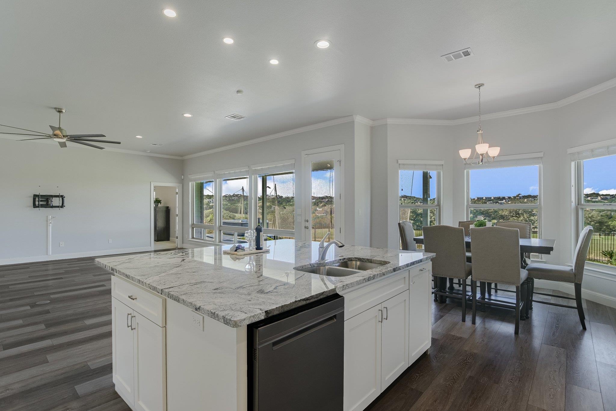 21003 Twisting Trl, Lago Vista, TX 78645