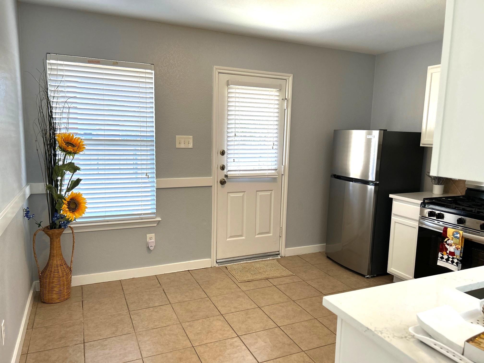 13033 Jelly Palm Trl, Elgin, TX 78621