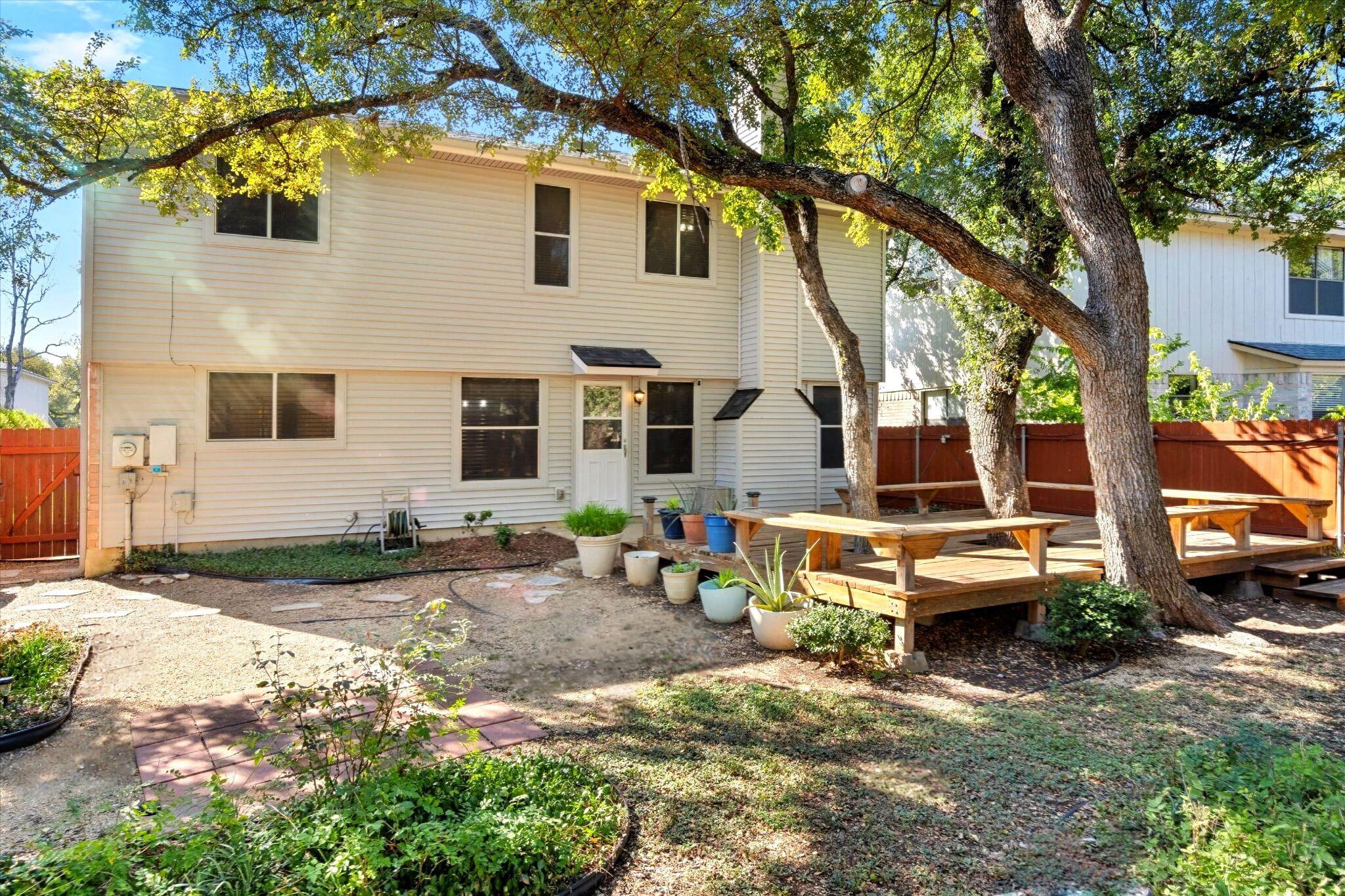 8410 Glen Canyon Dr, Round Rock, TX 78681