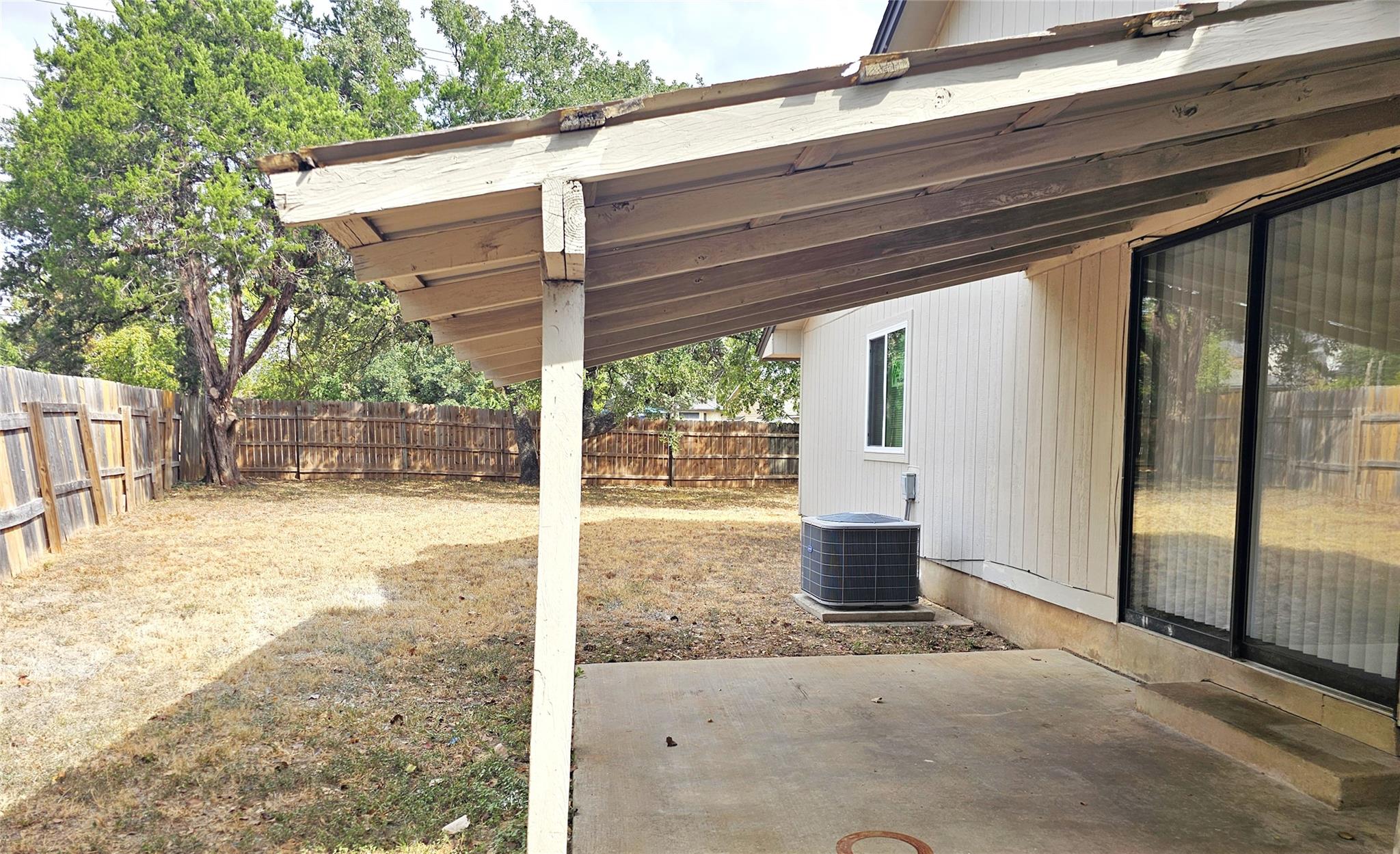 1747-1745 Horseshoe Cir, Round Rock, TX 78681