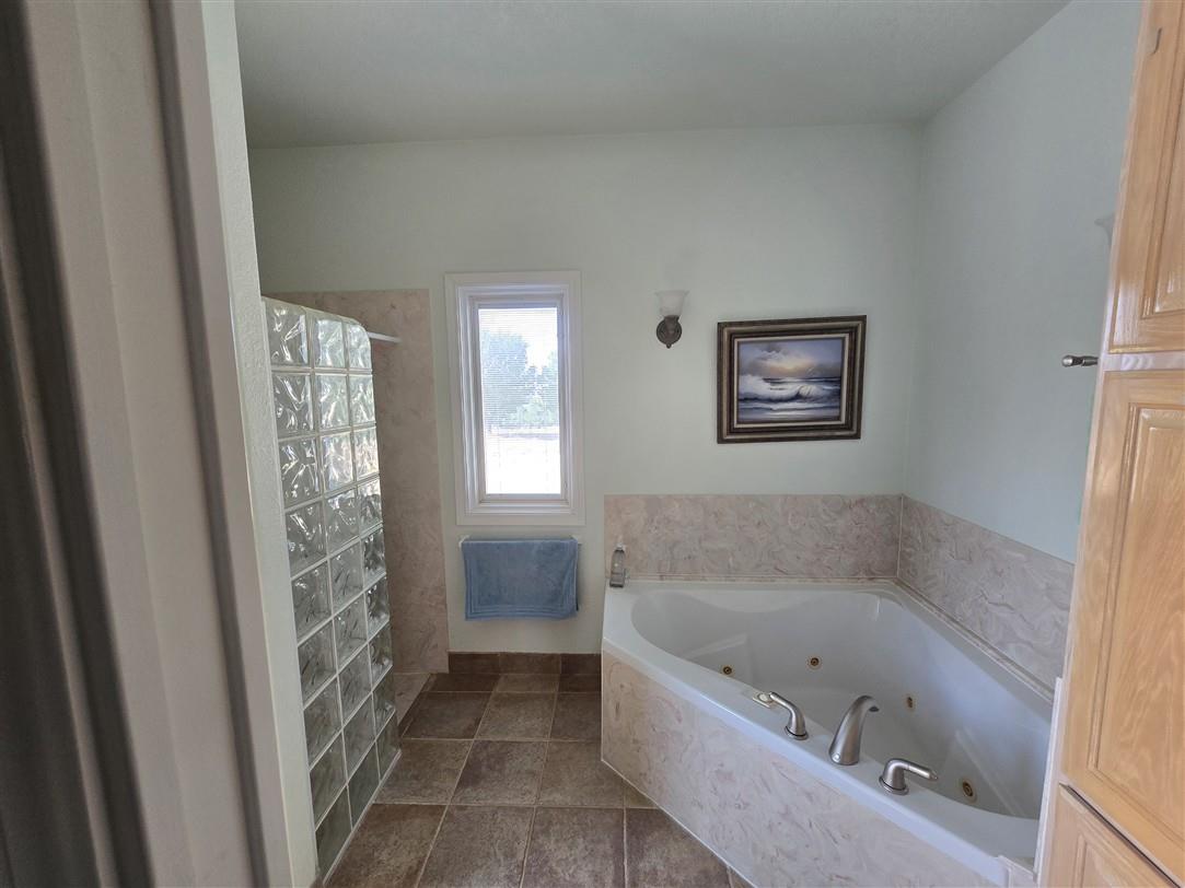 543 County Road 4620, Kempner, TX 76539