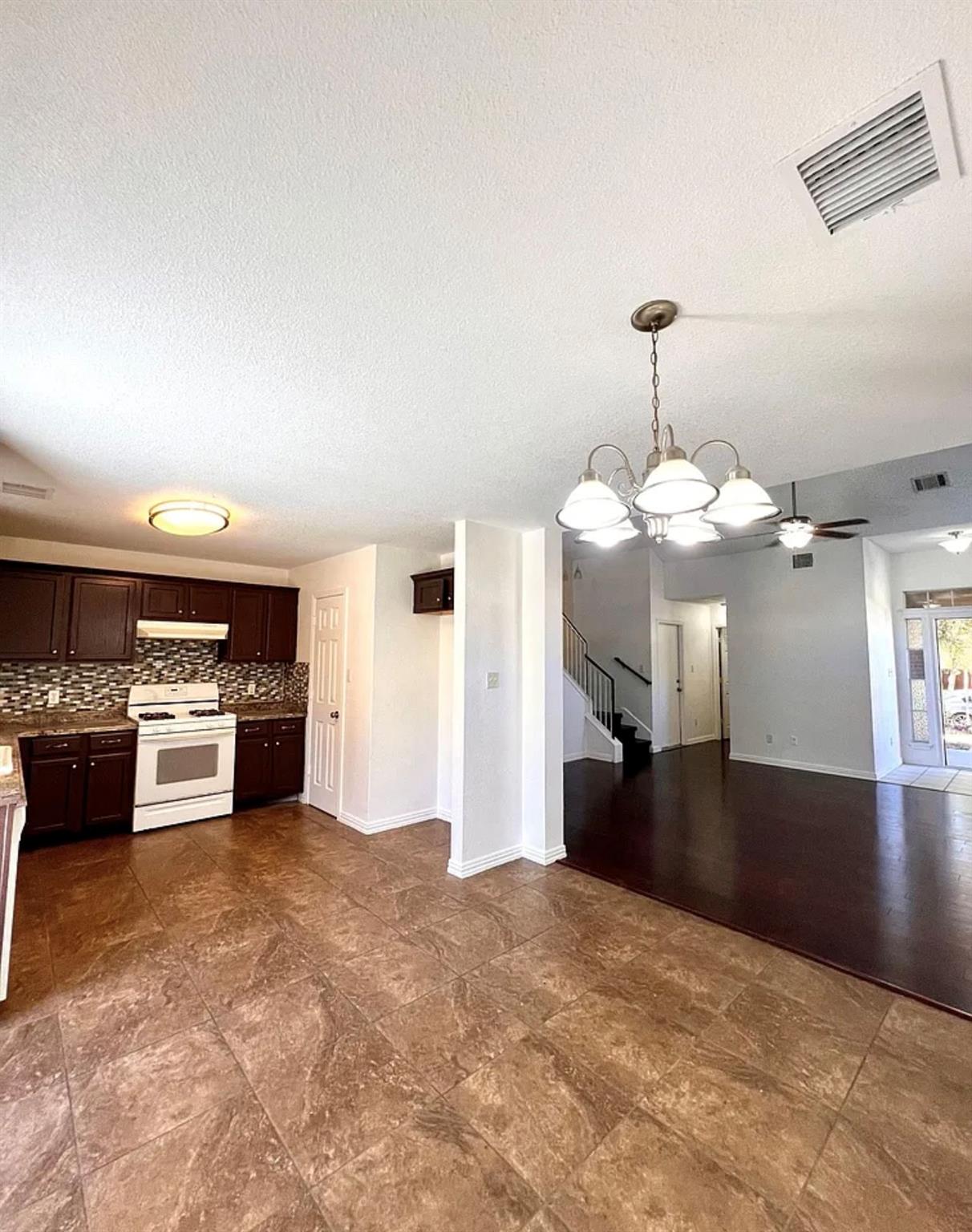 15021 Drusillas Dr, Pflugerville, TX 78660