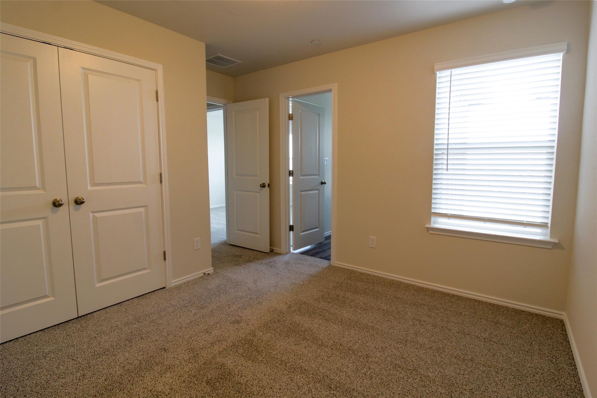 12810 Siena Village Ln, Buda, TX 78610