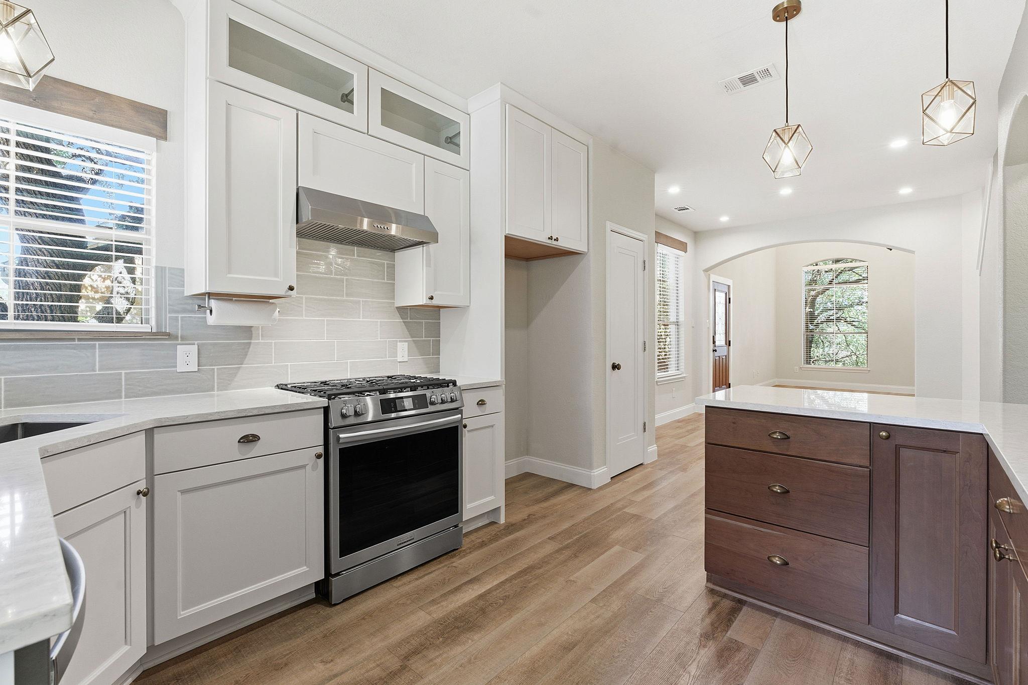 11400 W Parmer Ln # 77, Cedar Park, TX 78613