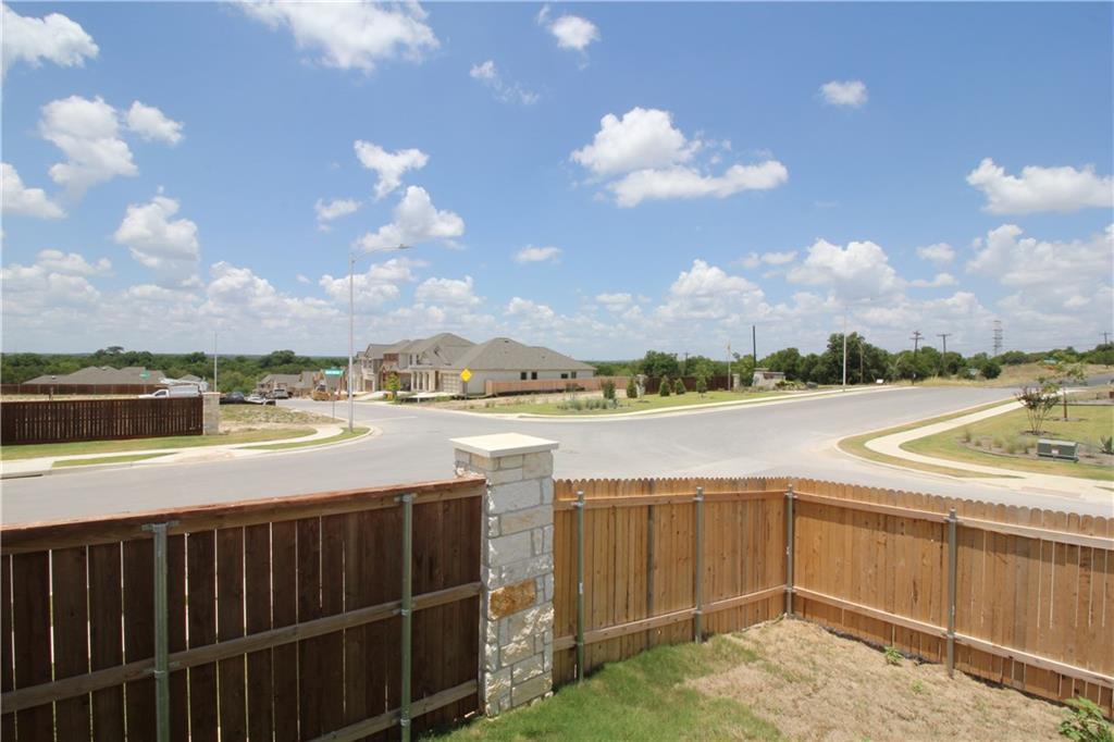 7200 Altidore Dr, Austin, TX 78744