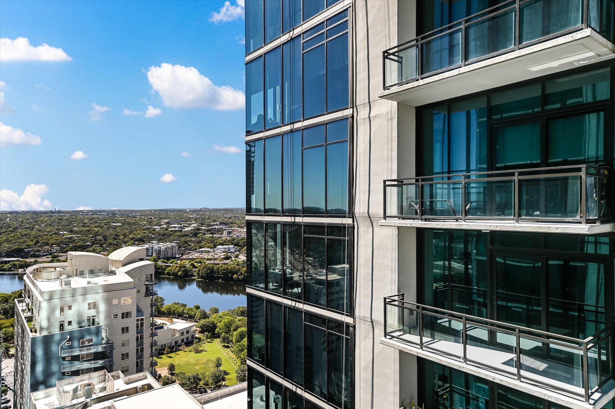 610 Davis St # 2607, Austin, TX 78701