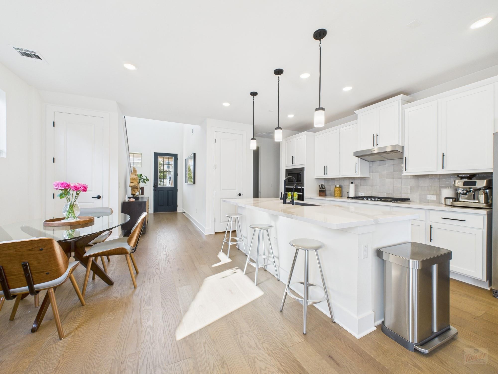 7602 Bardstown Way, Austin, TX 78744