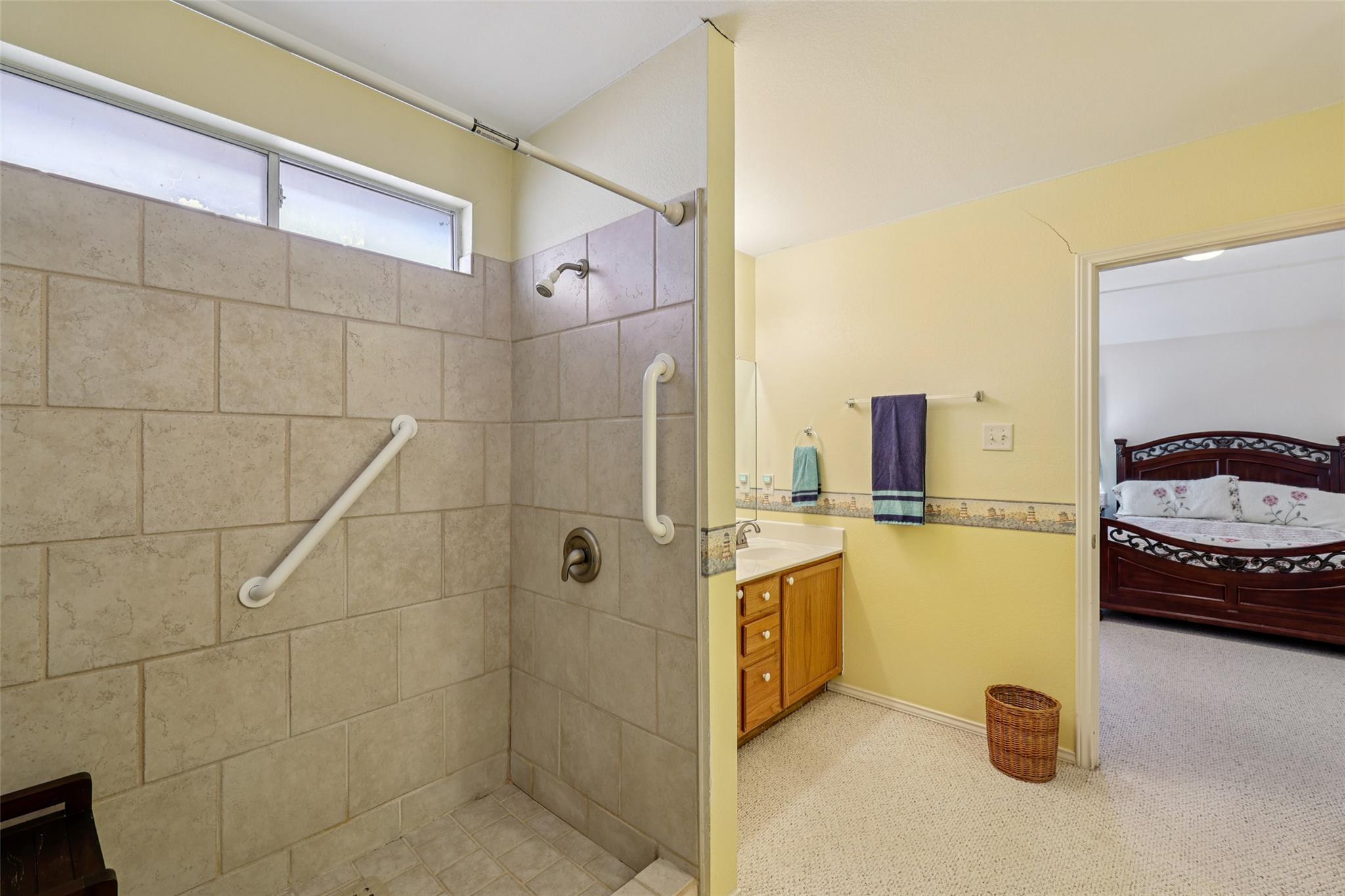 411 Masonwood Dr, Kyle, TX 78640