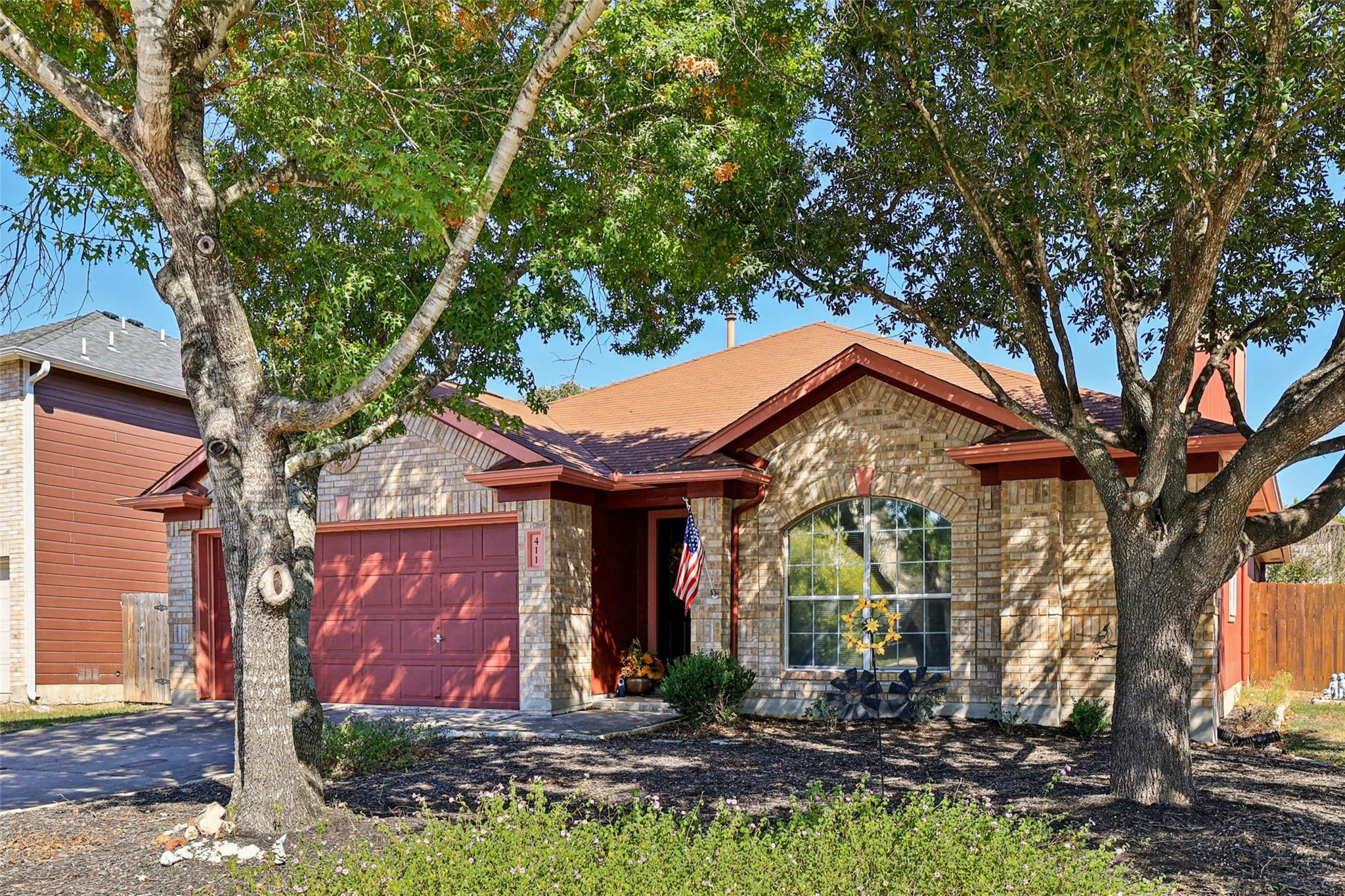 411 Masonwood Dr, Kyle, TX 78640