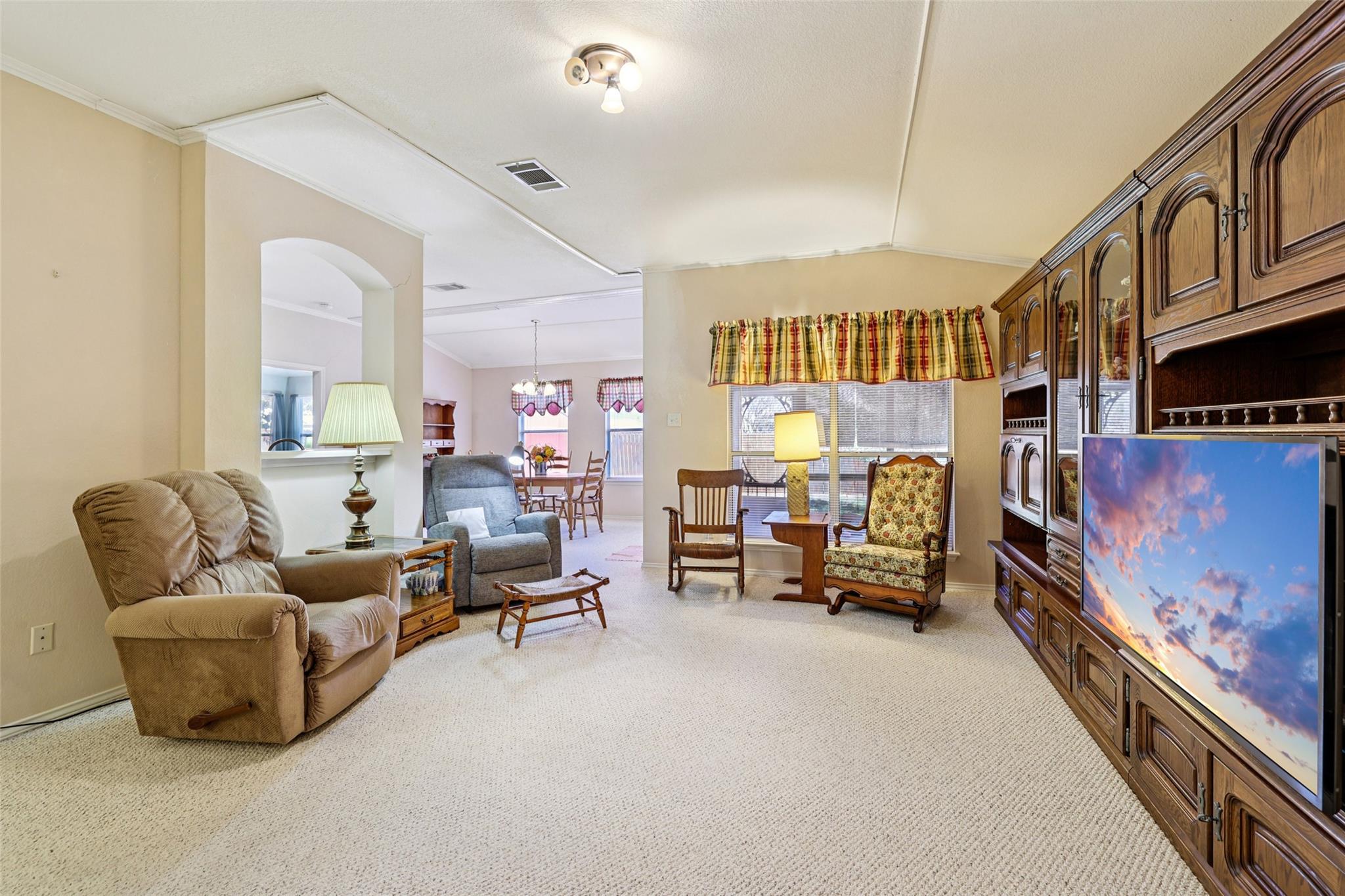 411 Masonwood Dr, Kyle, TX 78640