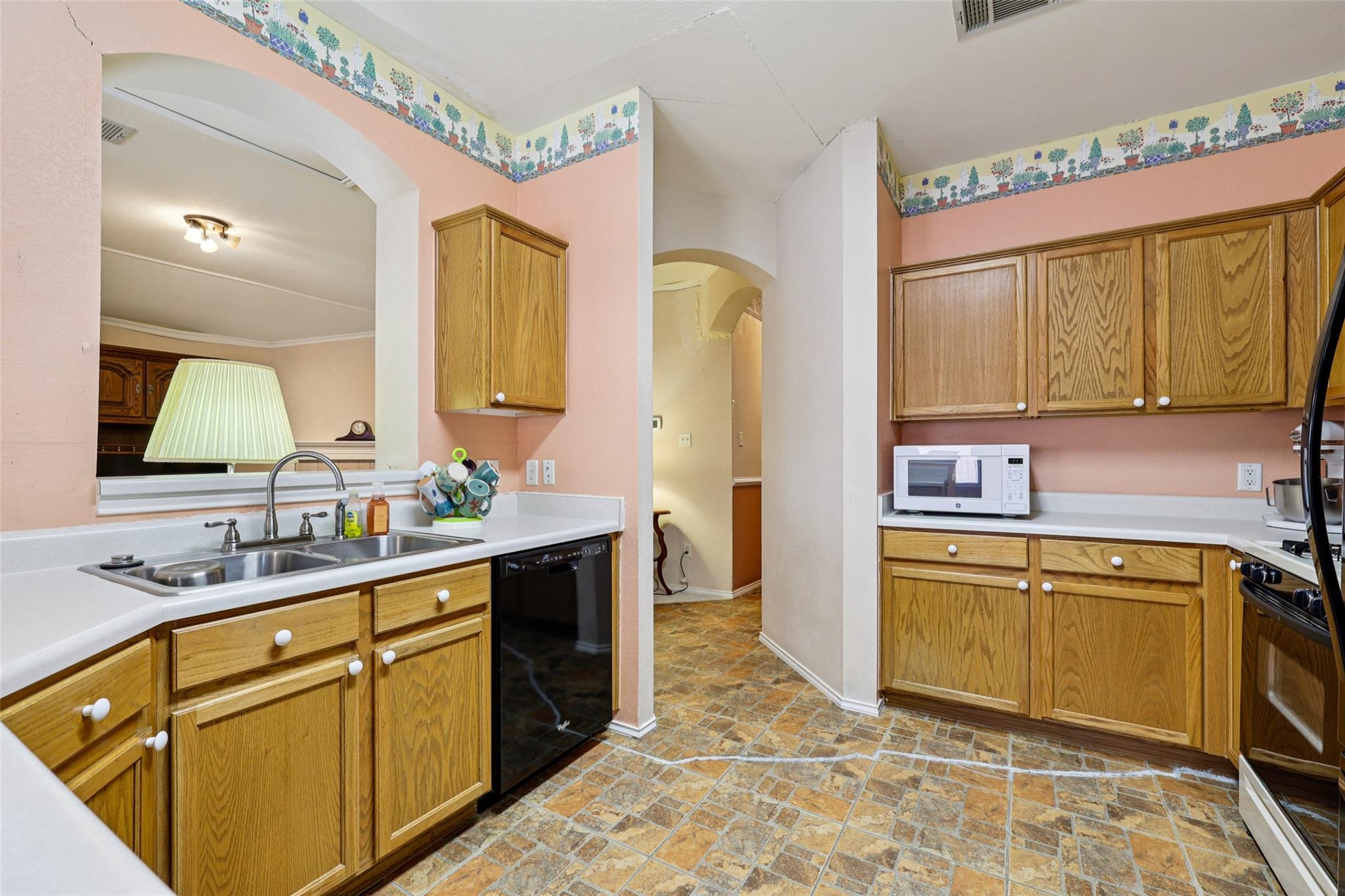 411 Masonwood Dr, Kyle, TX 78640