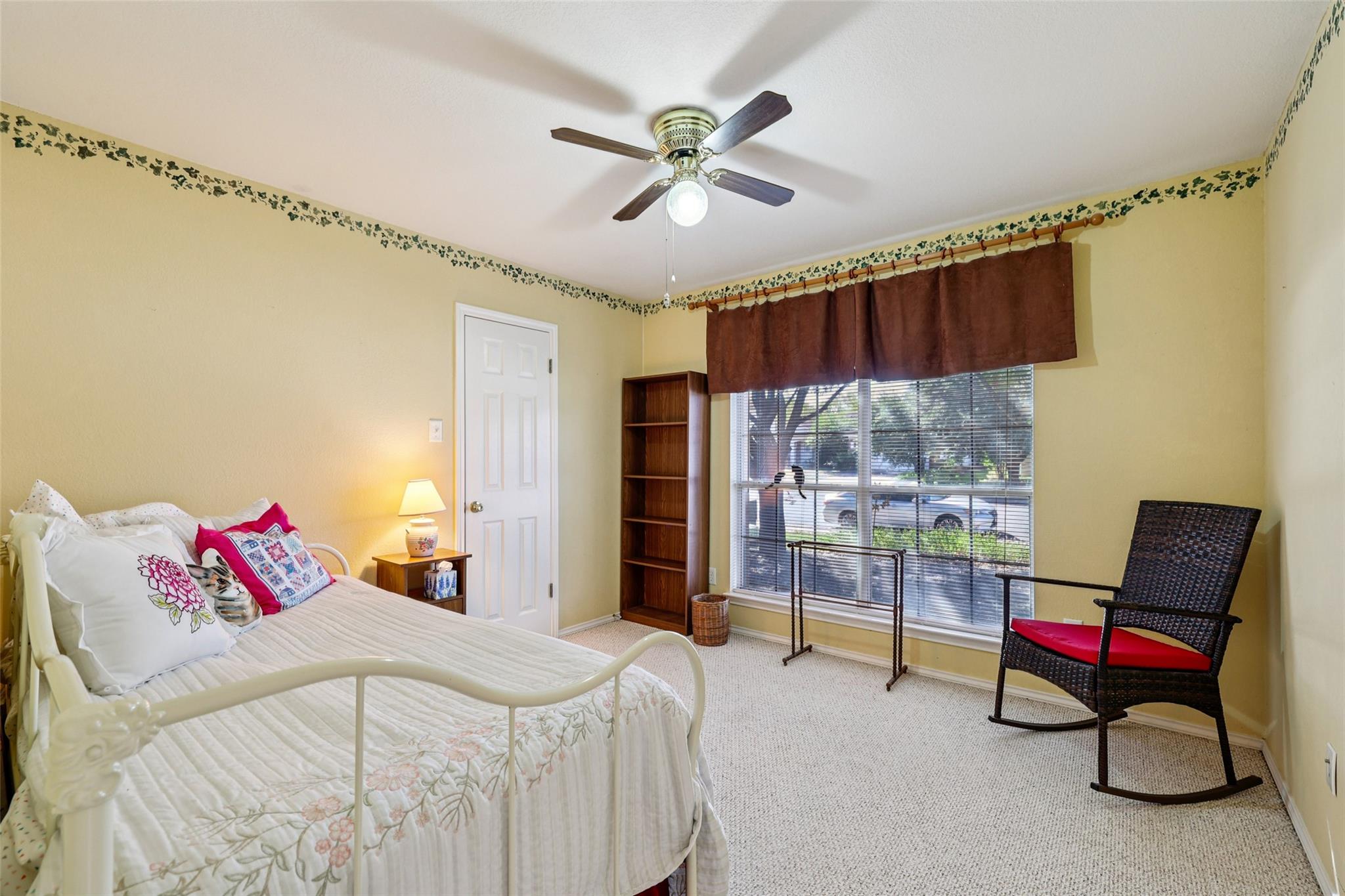 411 Masonwood Dr, Kyle, TX 78640