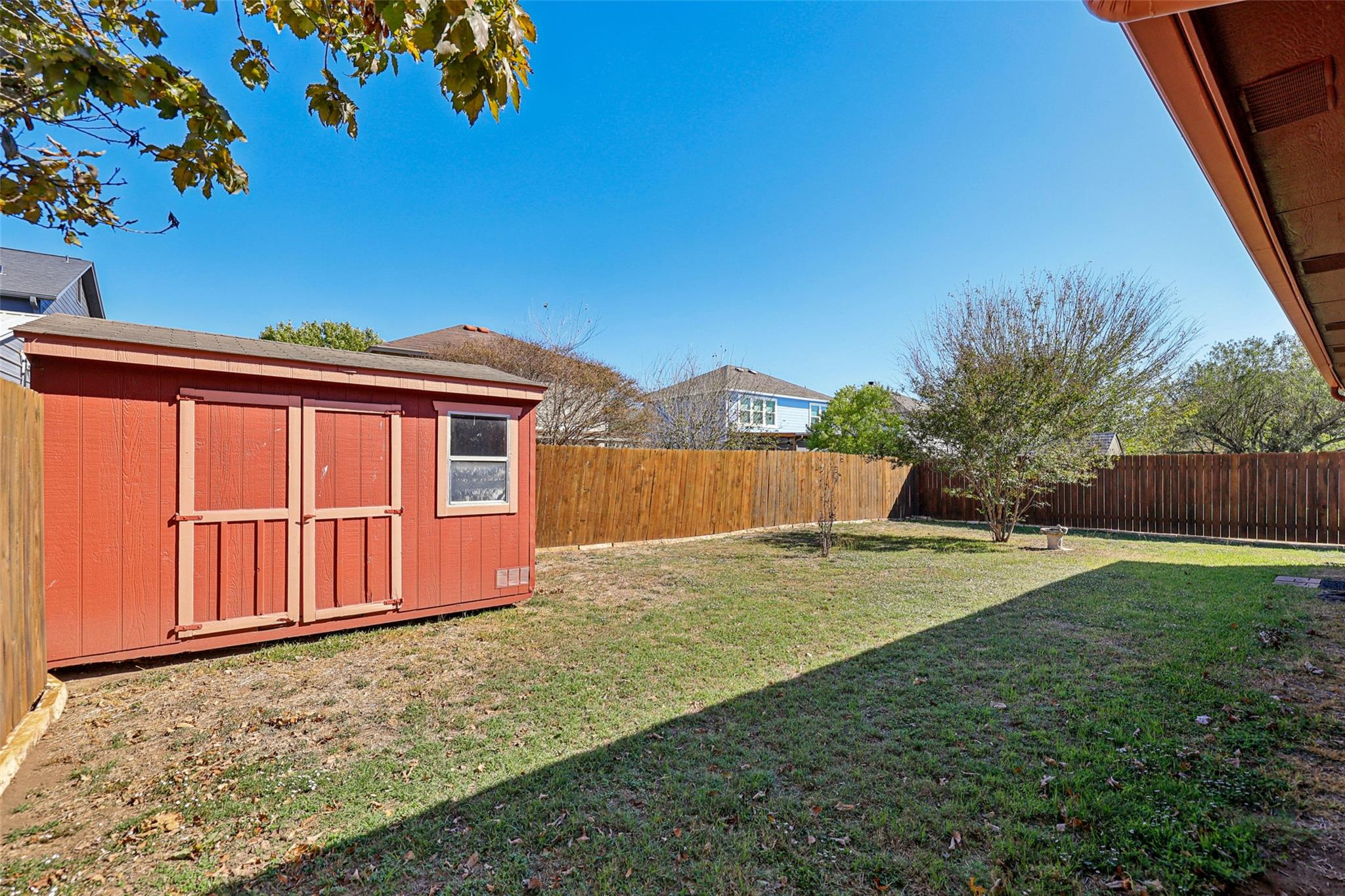 411 Masonwood Dr, Kyle, TX 78640