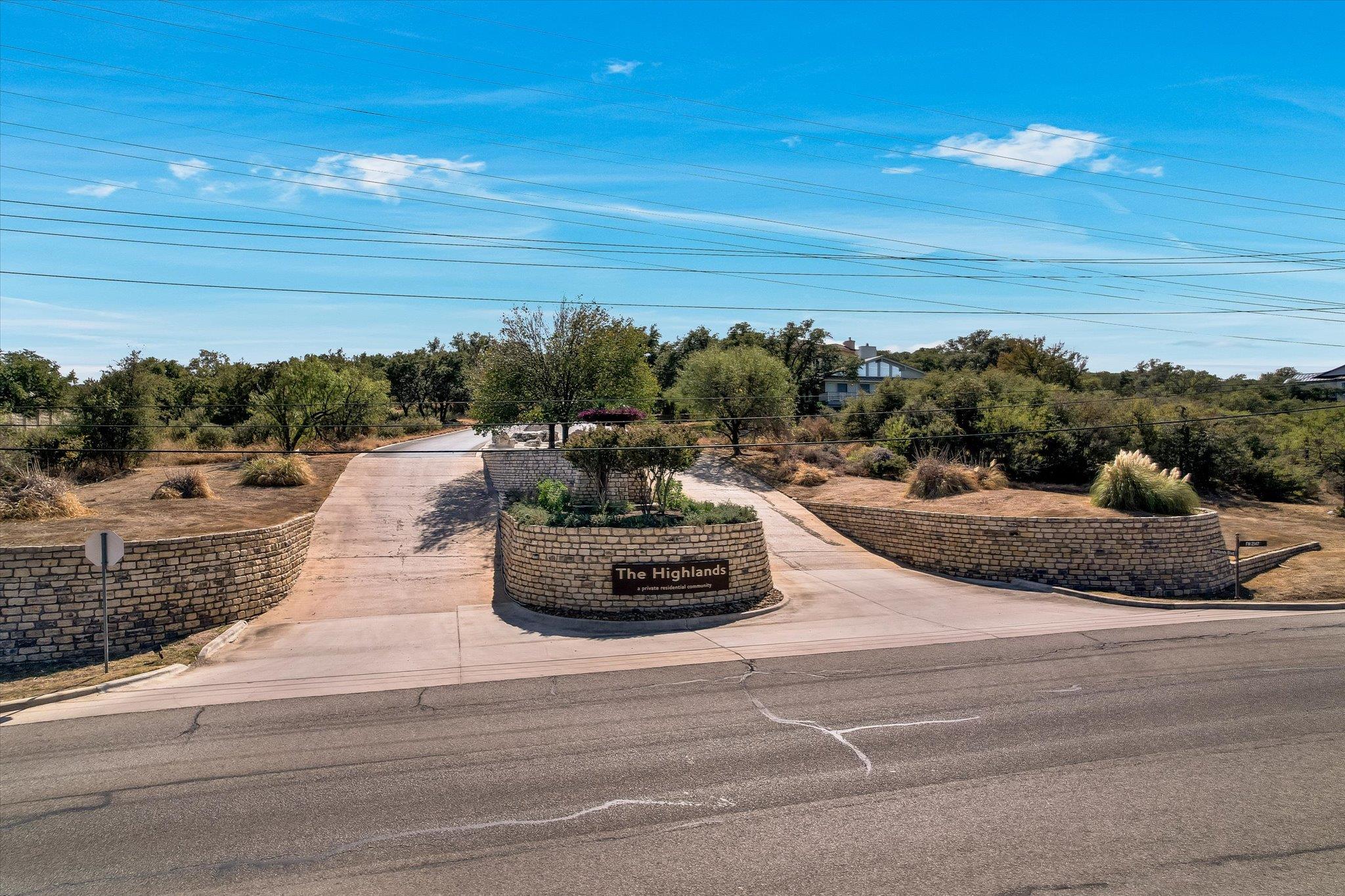 114 Highlands Blvd, Horseshoe Bay, TX 78657