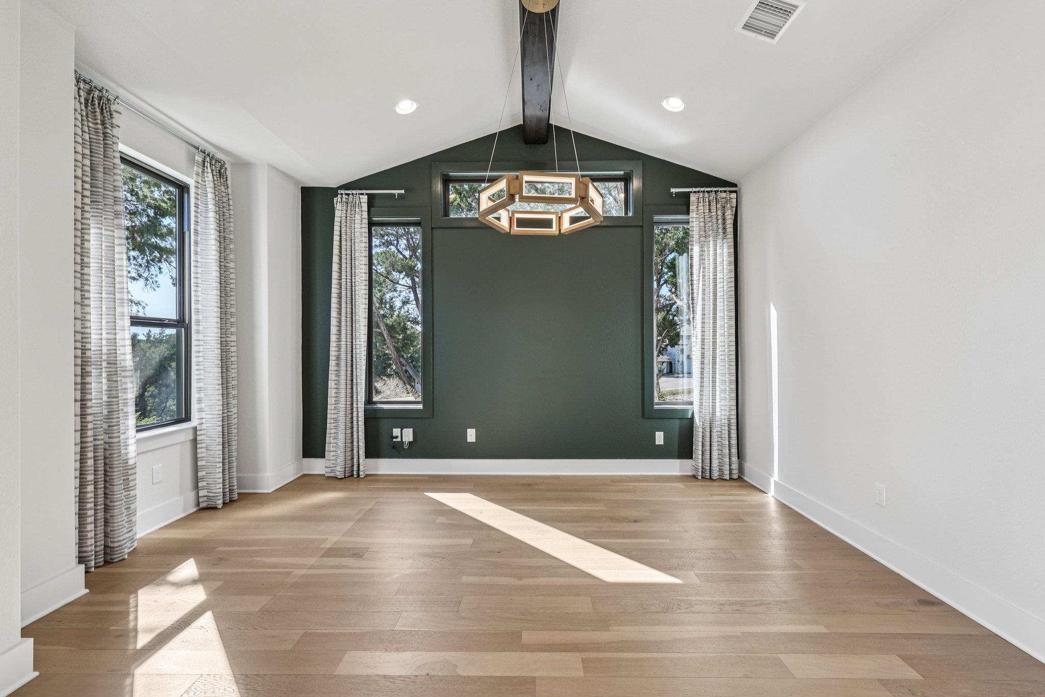 19316 Splendor Ct, Jonestown, TX 78645