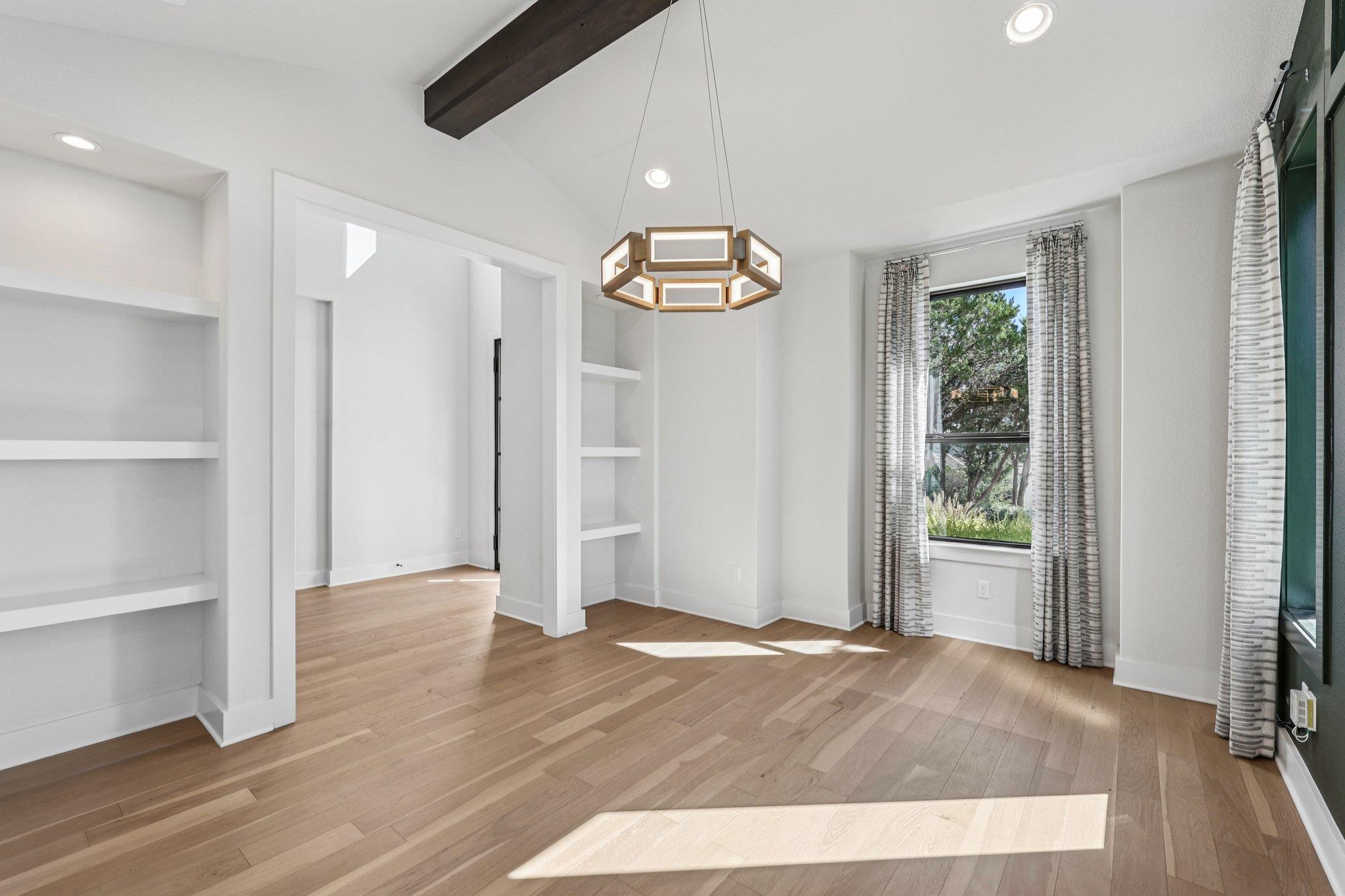 19316 Splendor Ct, Jonestown, TX 78645