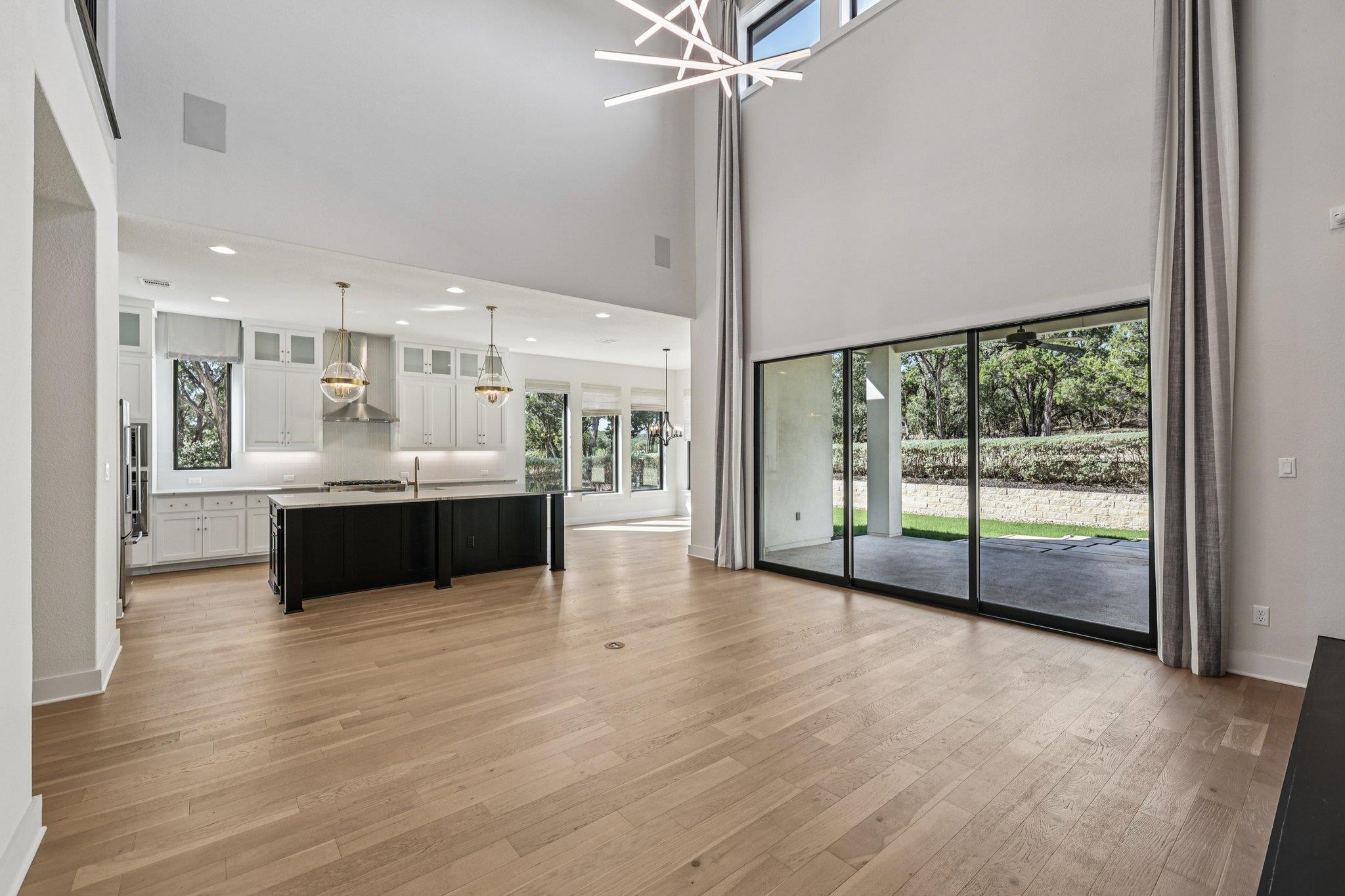 19316 Splendor Ct, Jonestown, TX 78645