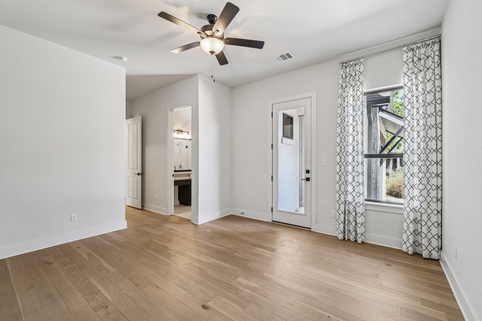 19316 Splendor Ct, Jonestown, TX 78645