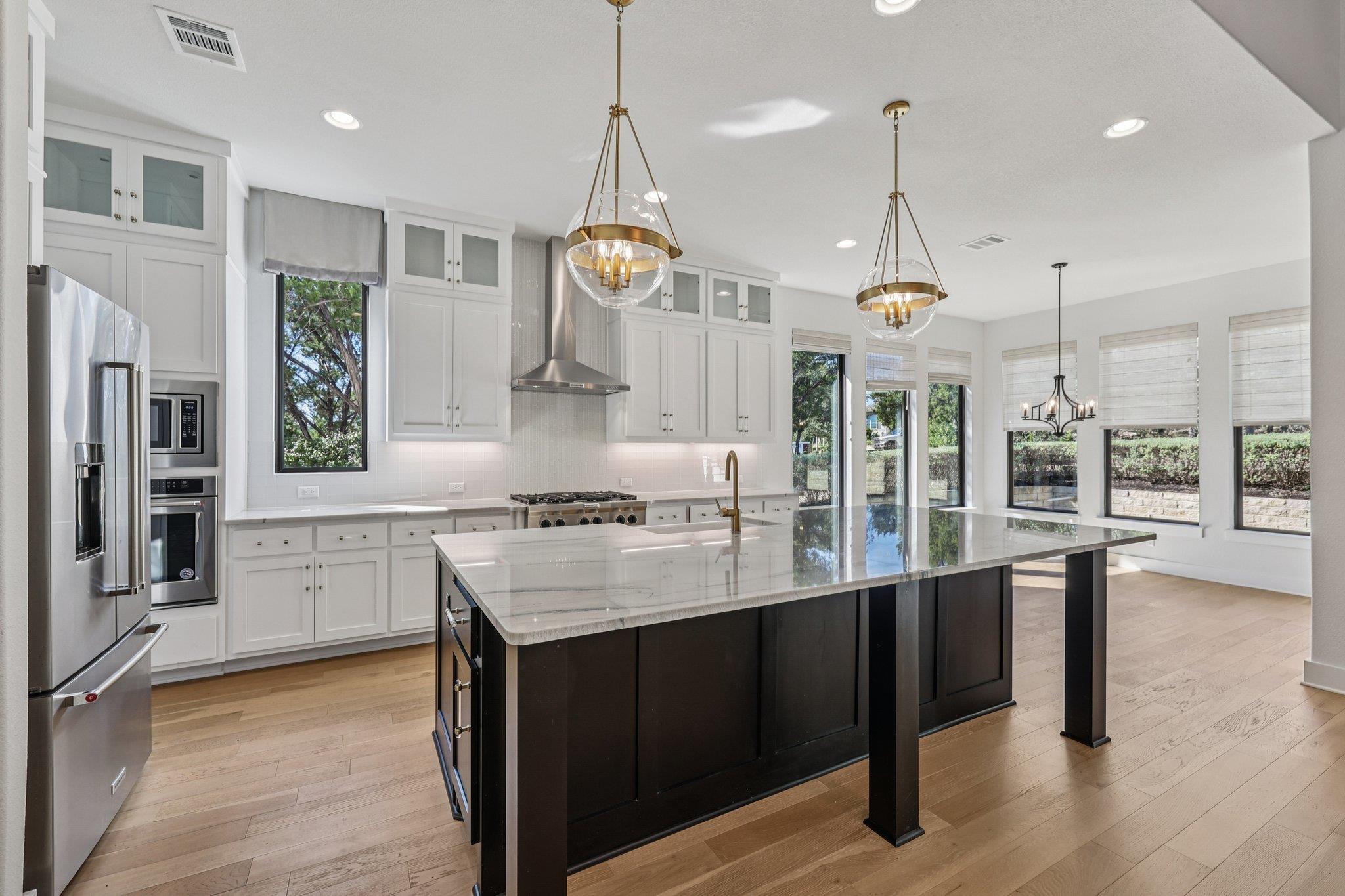 19316 Splendor Ct, Jonestown, TX 78645