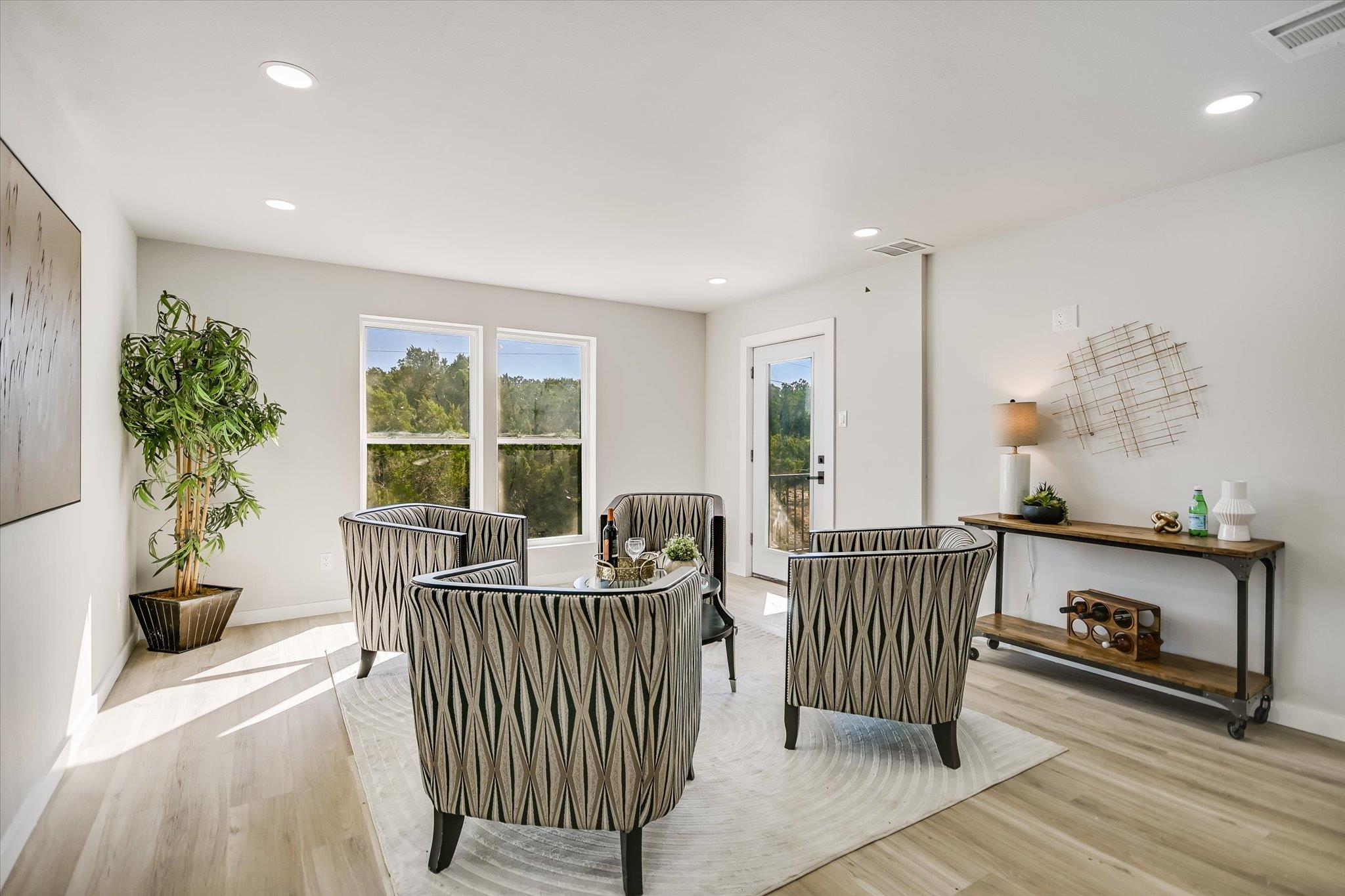 52 WAR BONNET, Wimberley, TX 78676