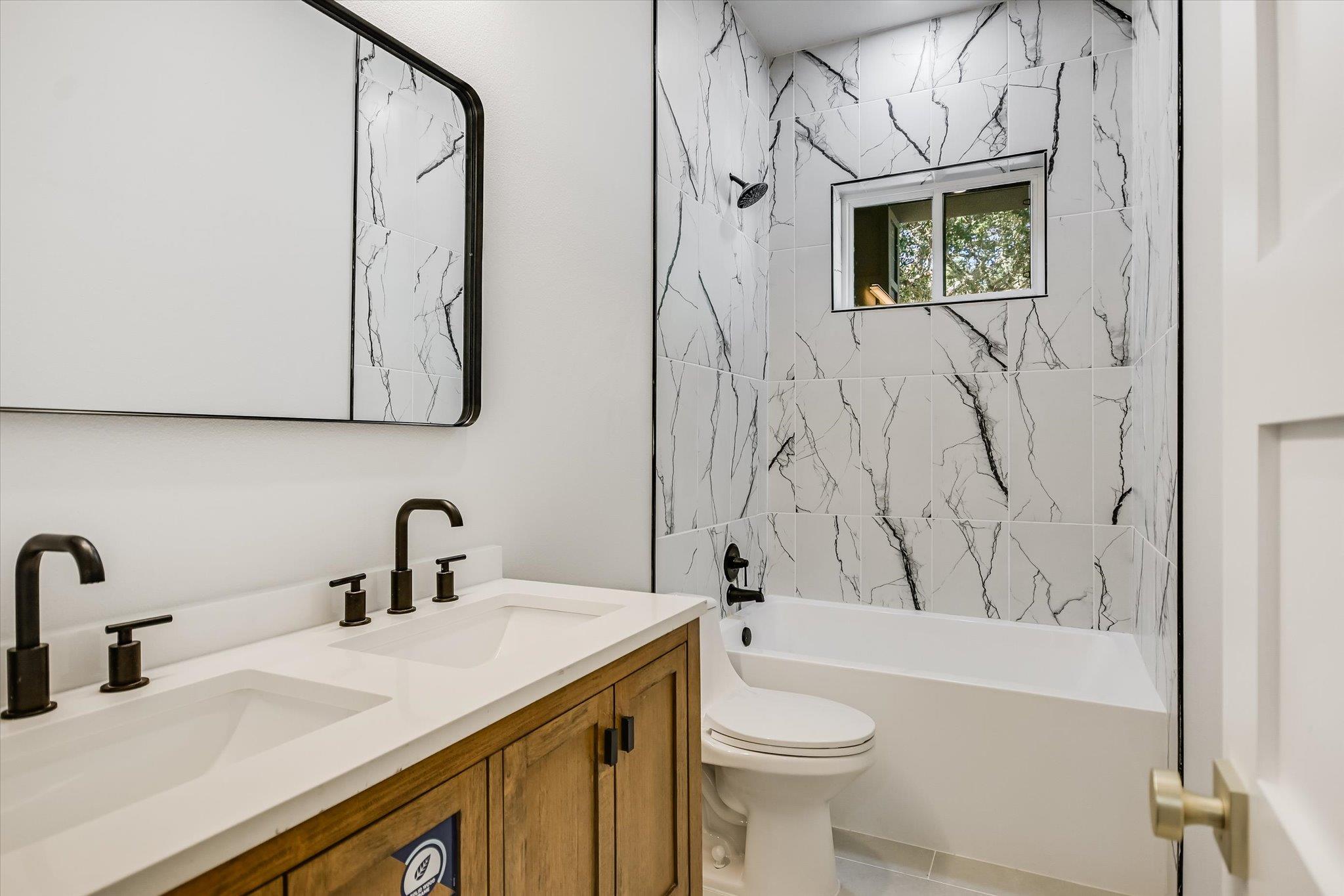 52 WAR BONNET, Wimberley, TX 78676