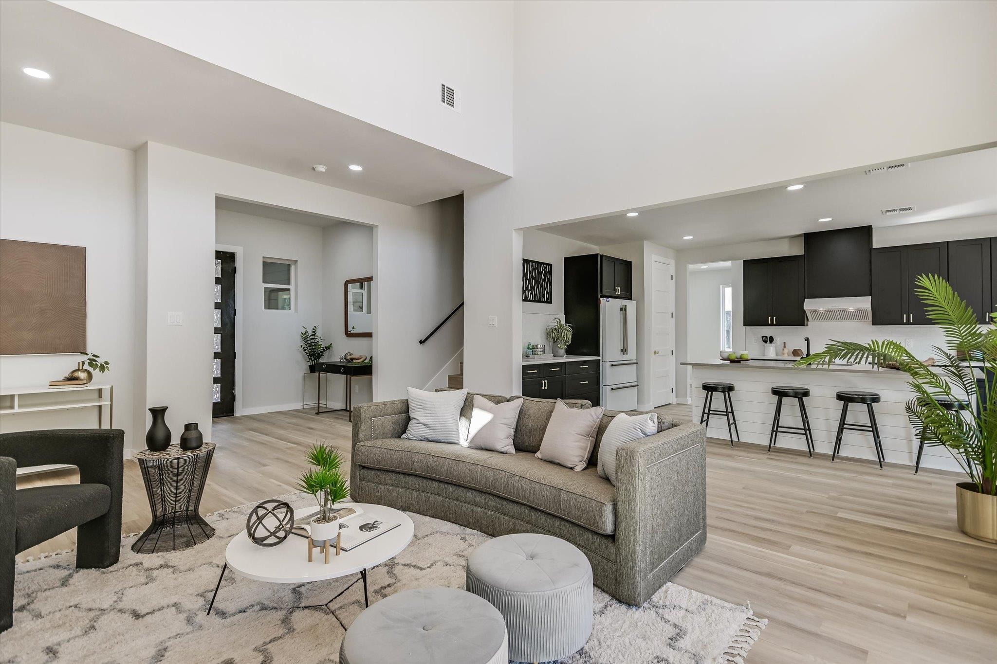 52 WAR BONNET, Wimberley, TX 78676