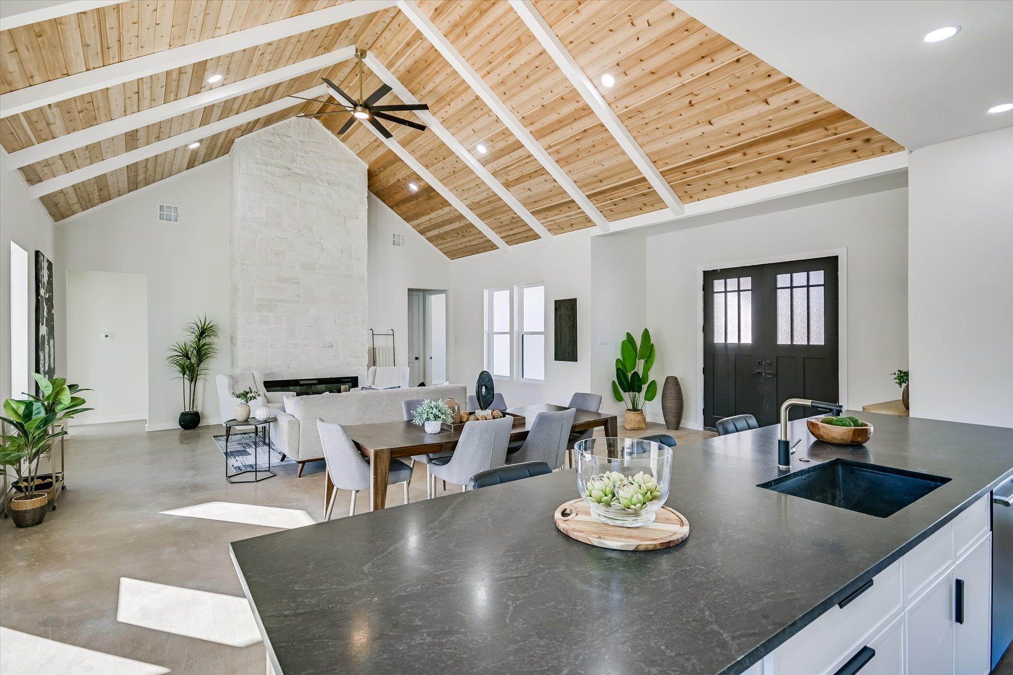 54 WAR BONNET, Wimberley, TX 78676