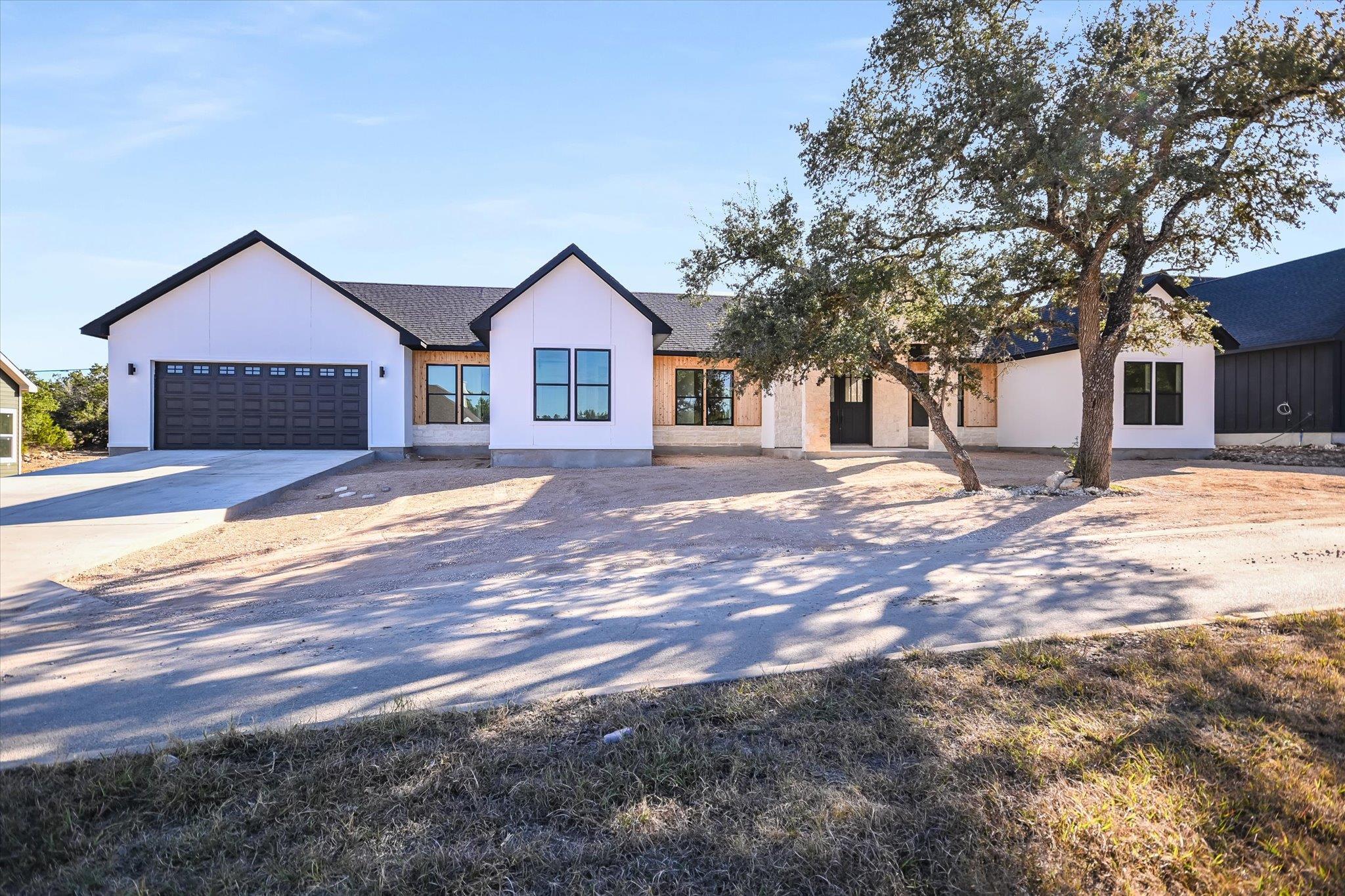 54 WAR BONNET, Wimberley, TX 78676