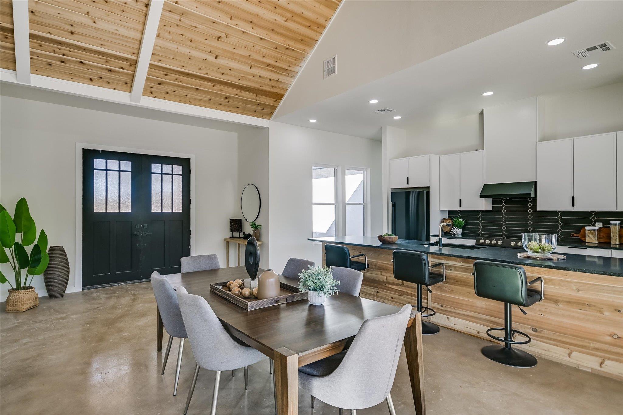 54 WAR BONNET, Wimberley, TX 78676