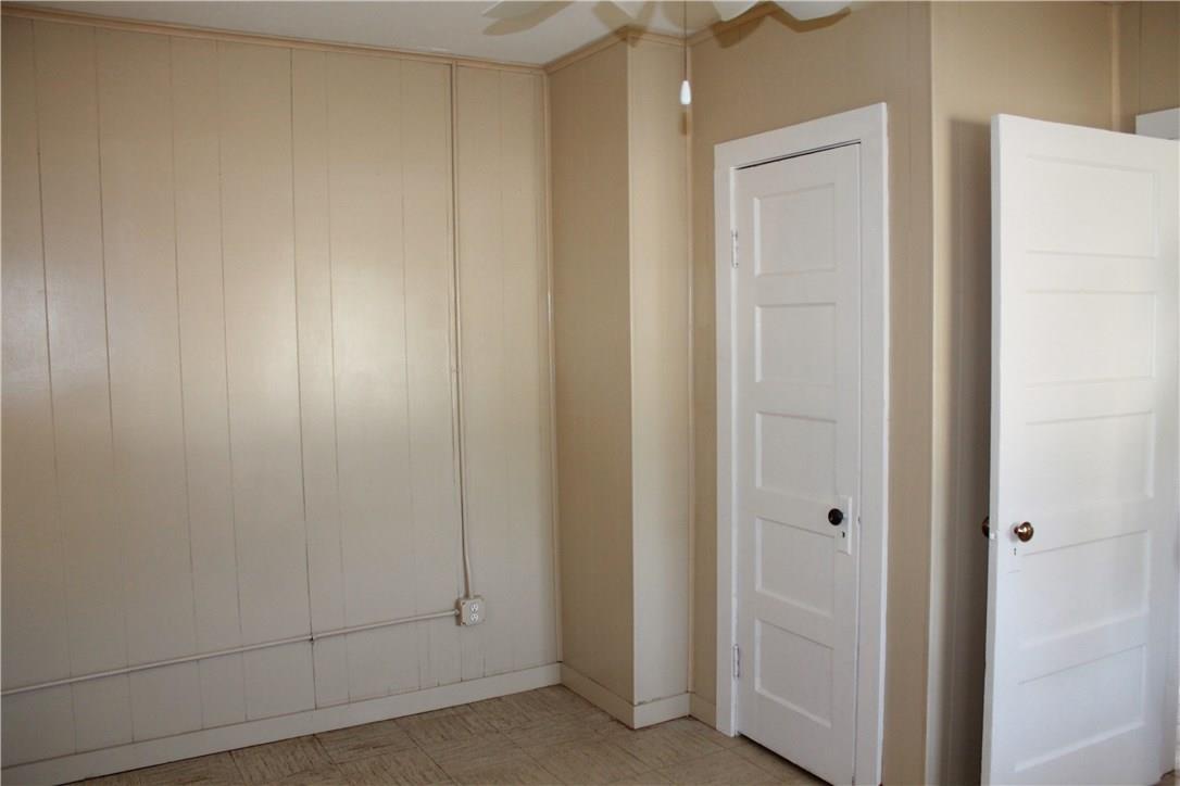 906 Haysel St, Bastrop, TX 78602