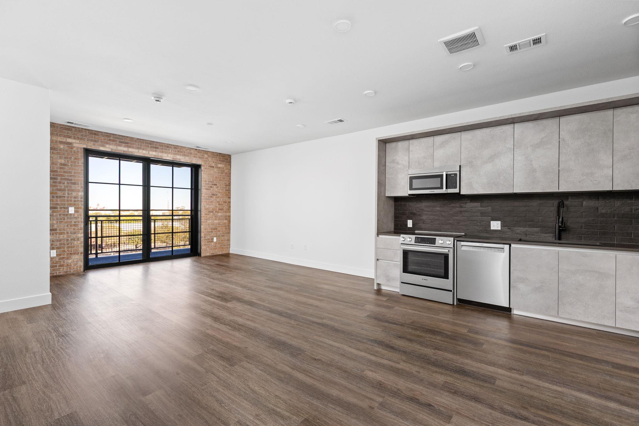 4315 S Congress Ave # 527, Austin, TX 78745