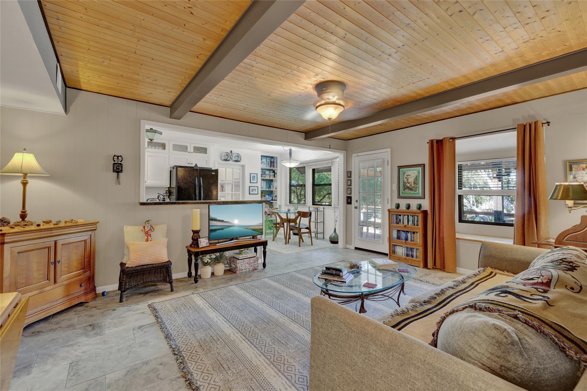 114 Algarita St, San Marcos, TX 78666