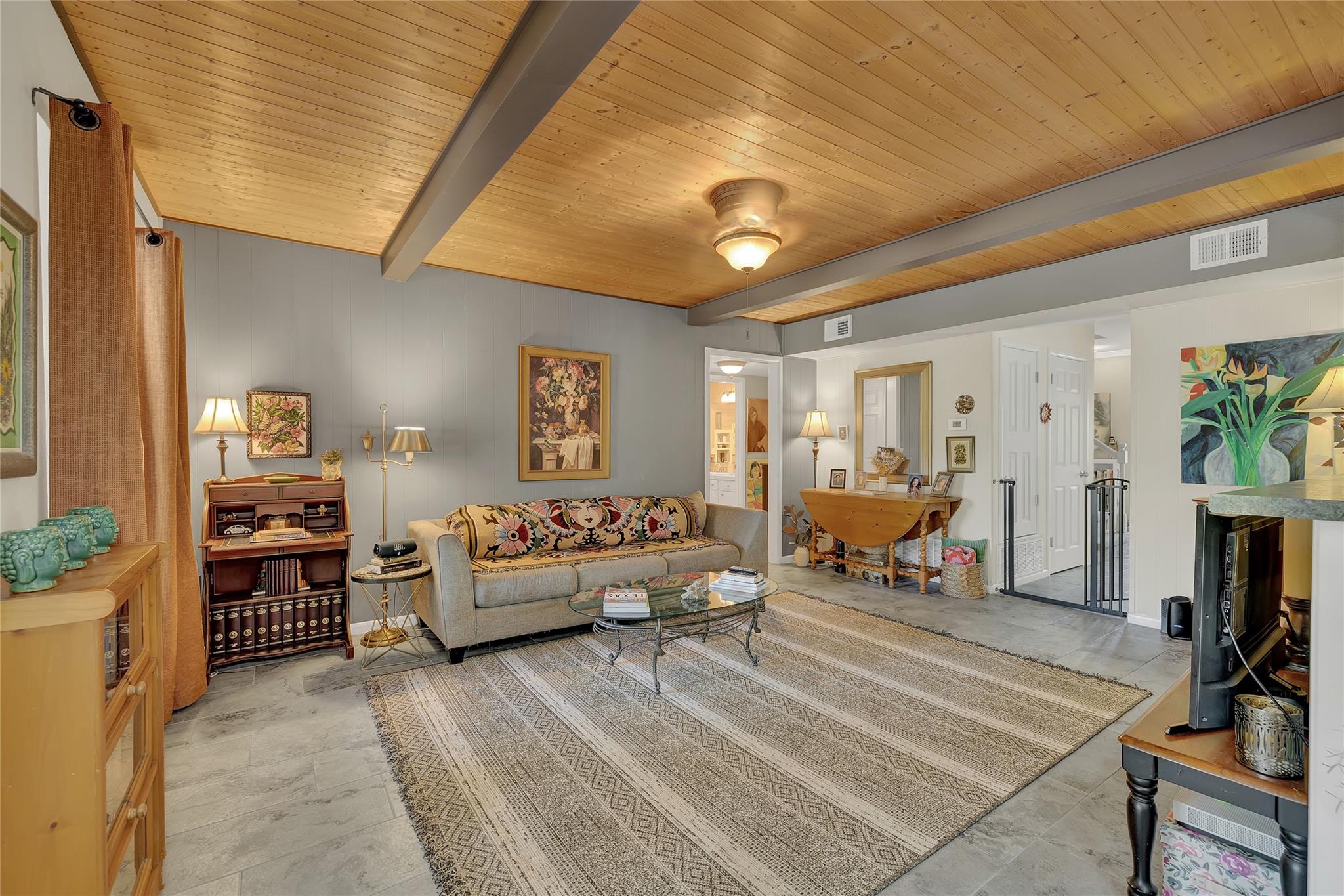 114 Algarita St, San Marcos, TX 78666